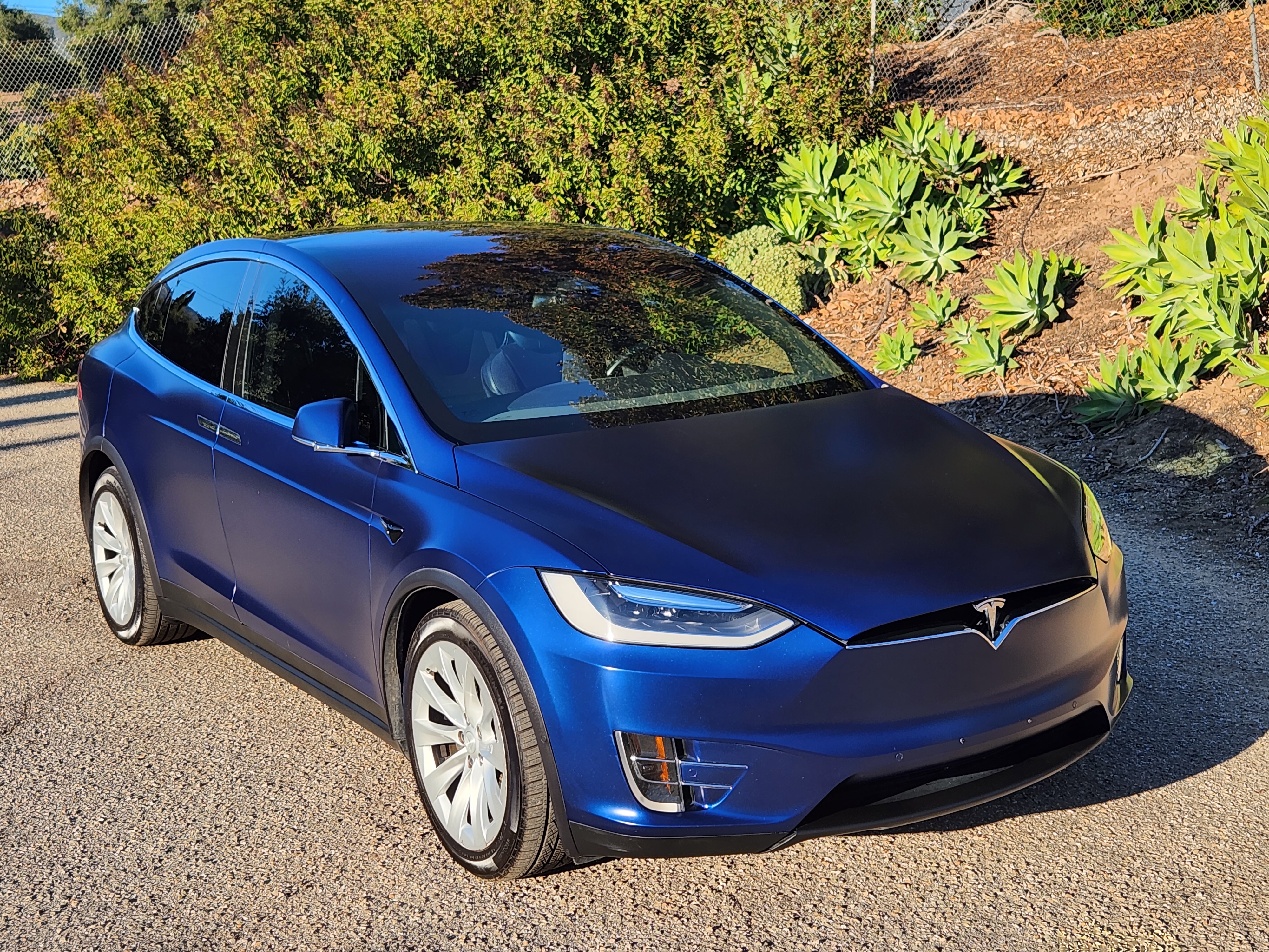 Used tesla model x deals under $30 000