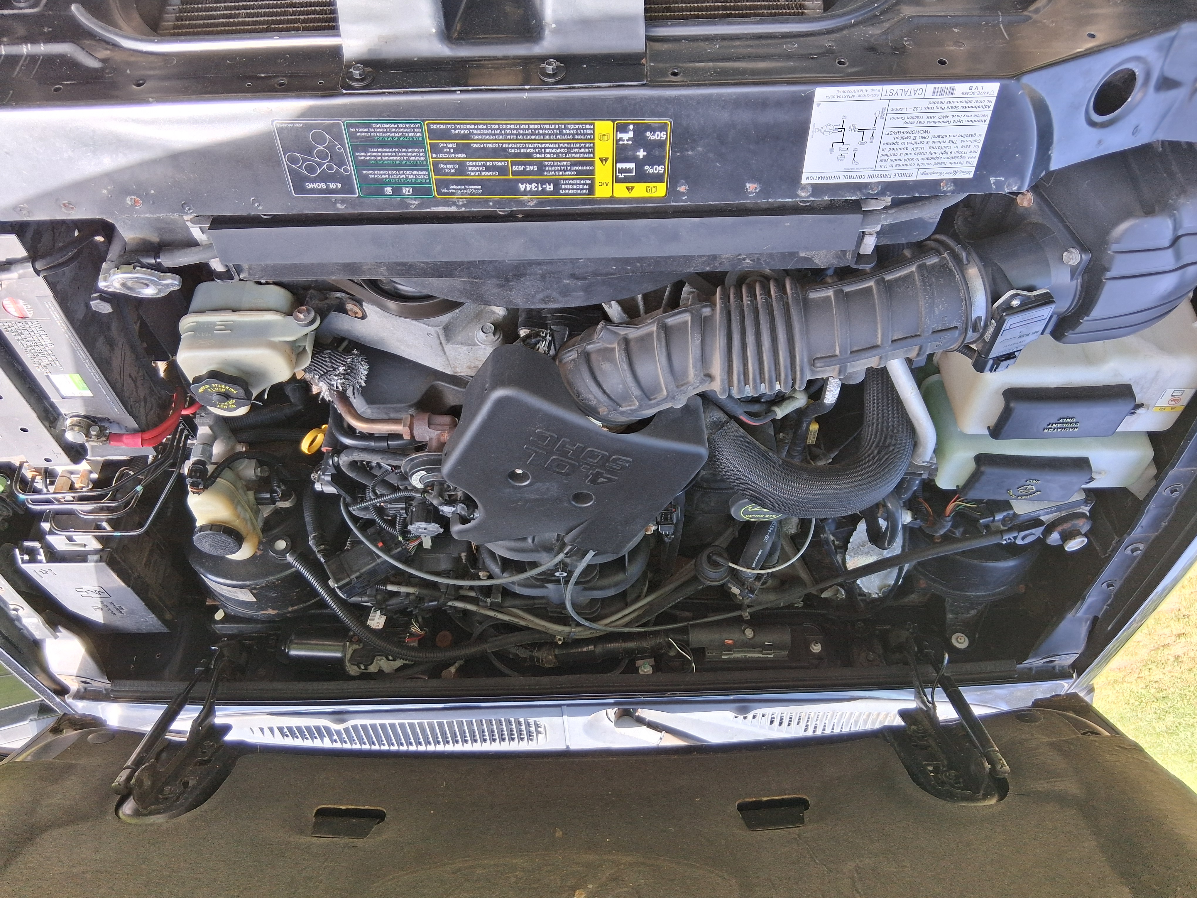 2004 Ford Explorer Sport Trac XLT