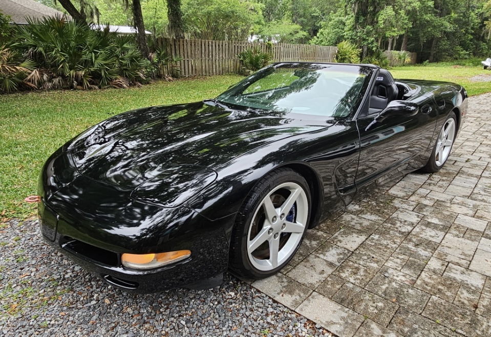 Used 2001 Chevrolet Corvette Convertible w/ Preferred Equipment Group2