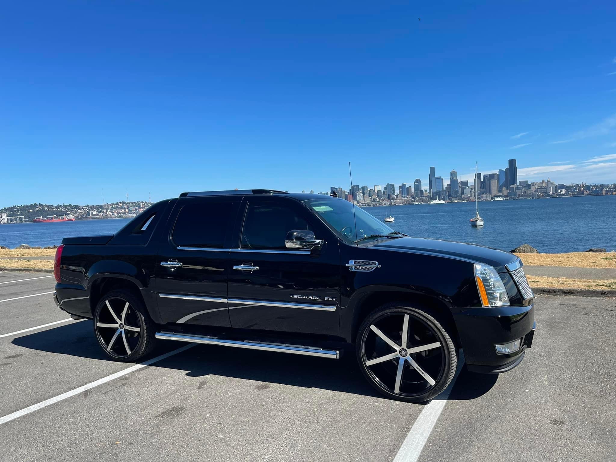 Cadillac Escalade On 28s