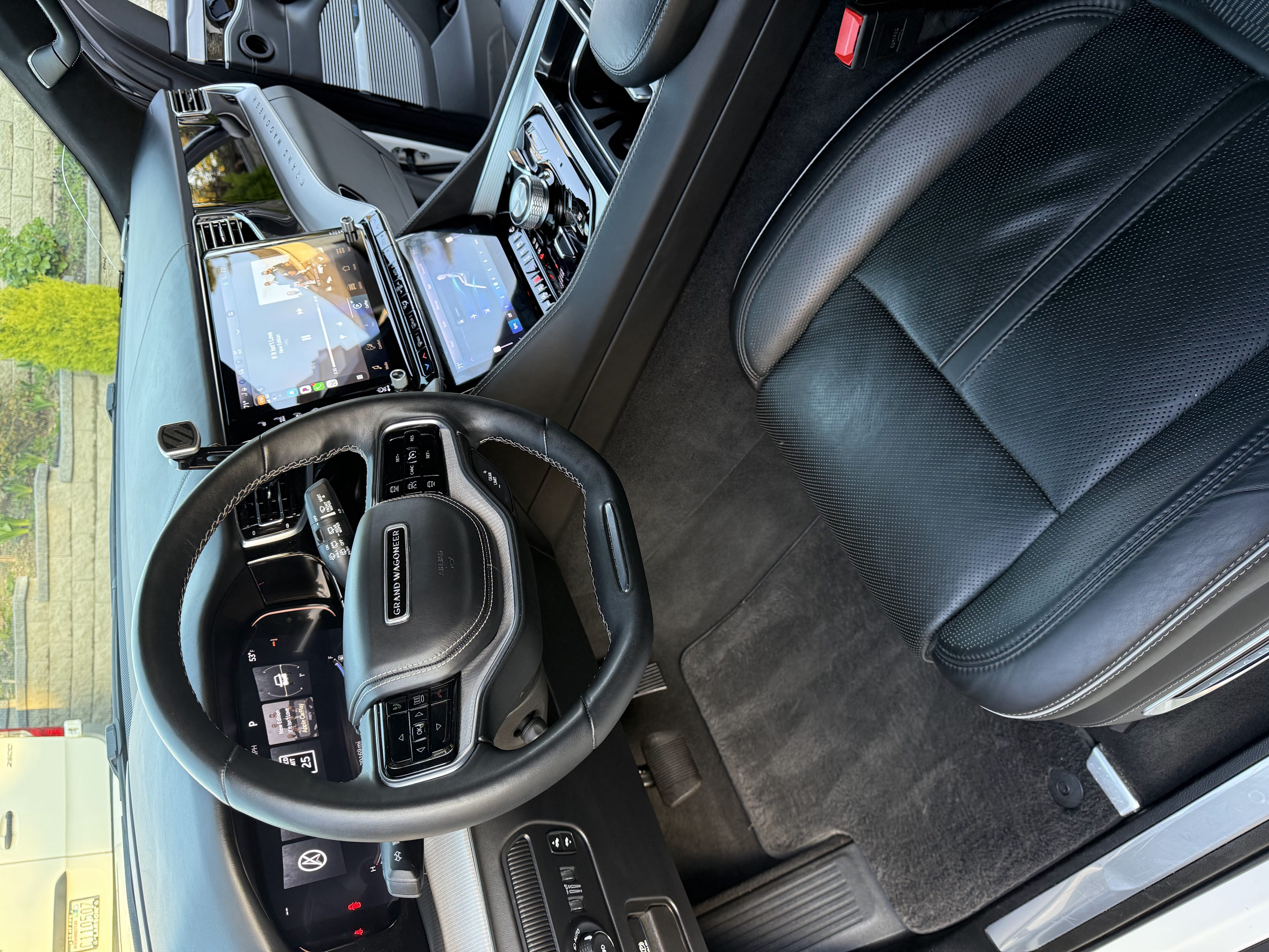 2023 Jeep Grand Wagoneer L Series II