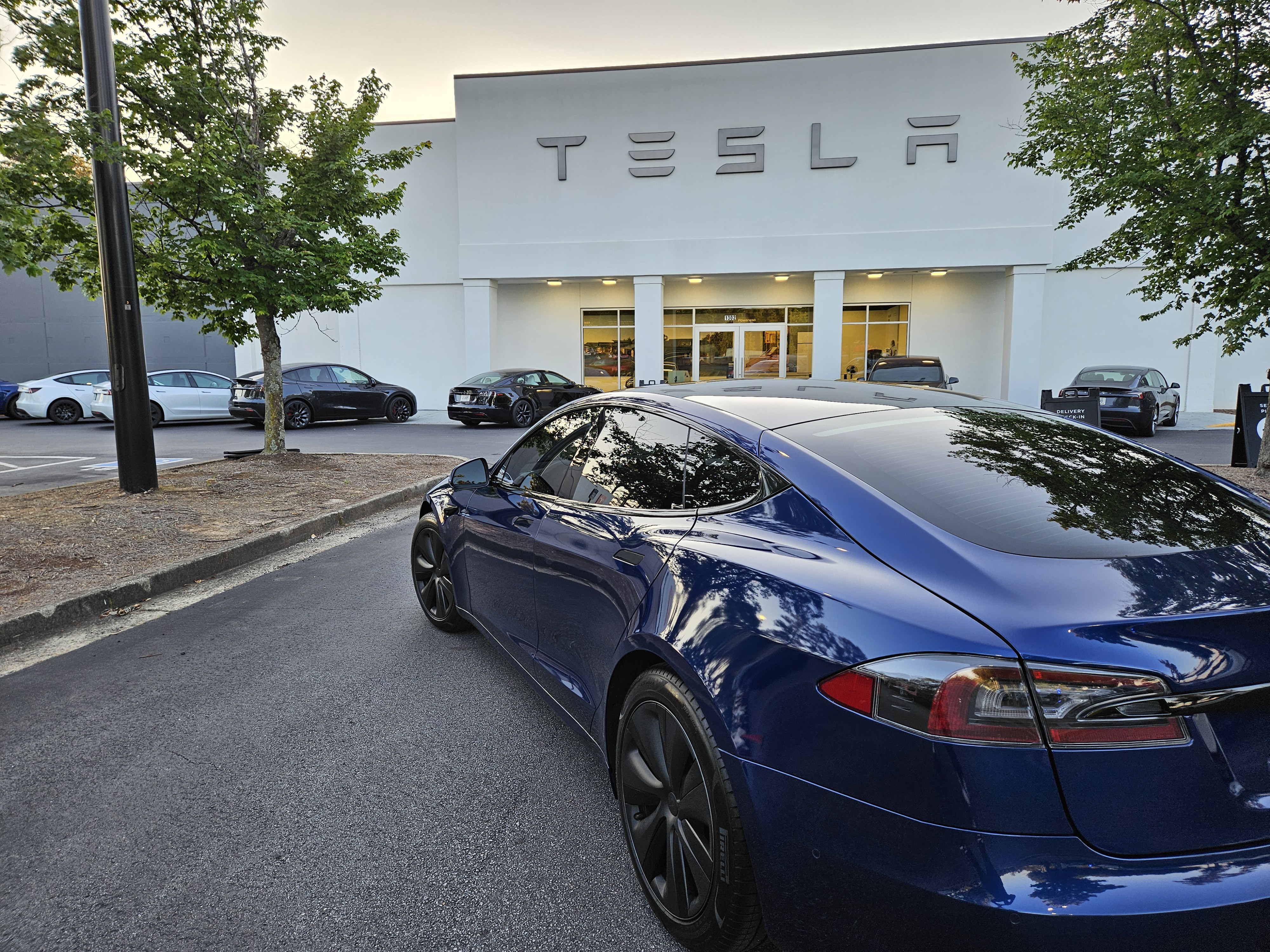 2021 Tesla Model S Long Range