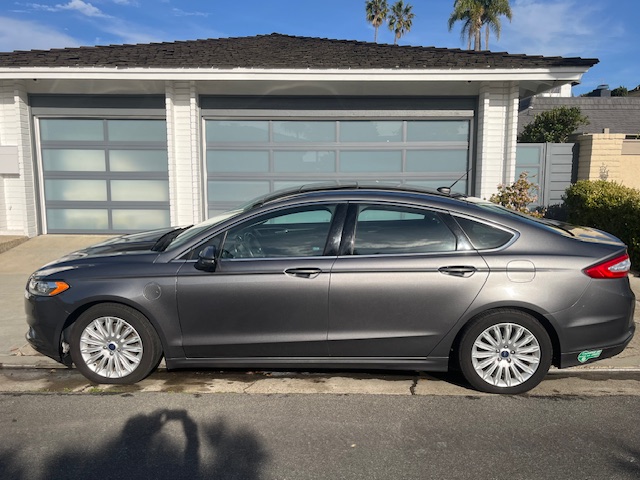 2014 Ford Fusion Energi SE