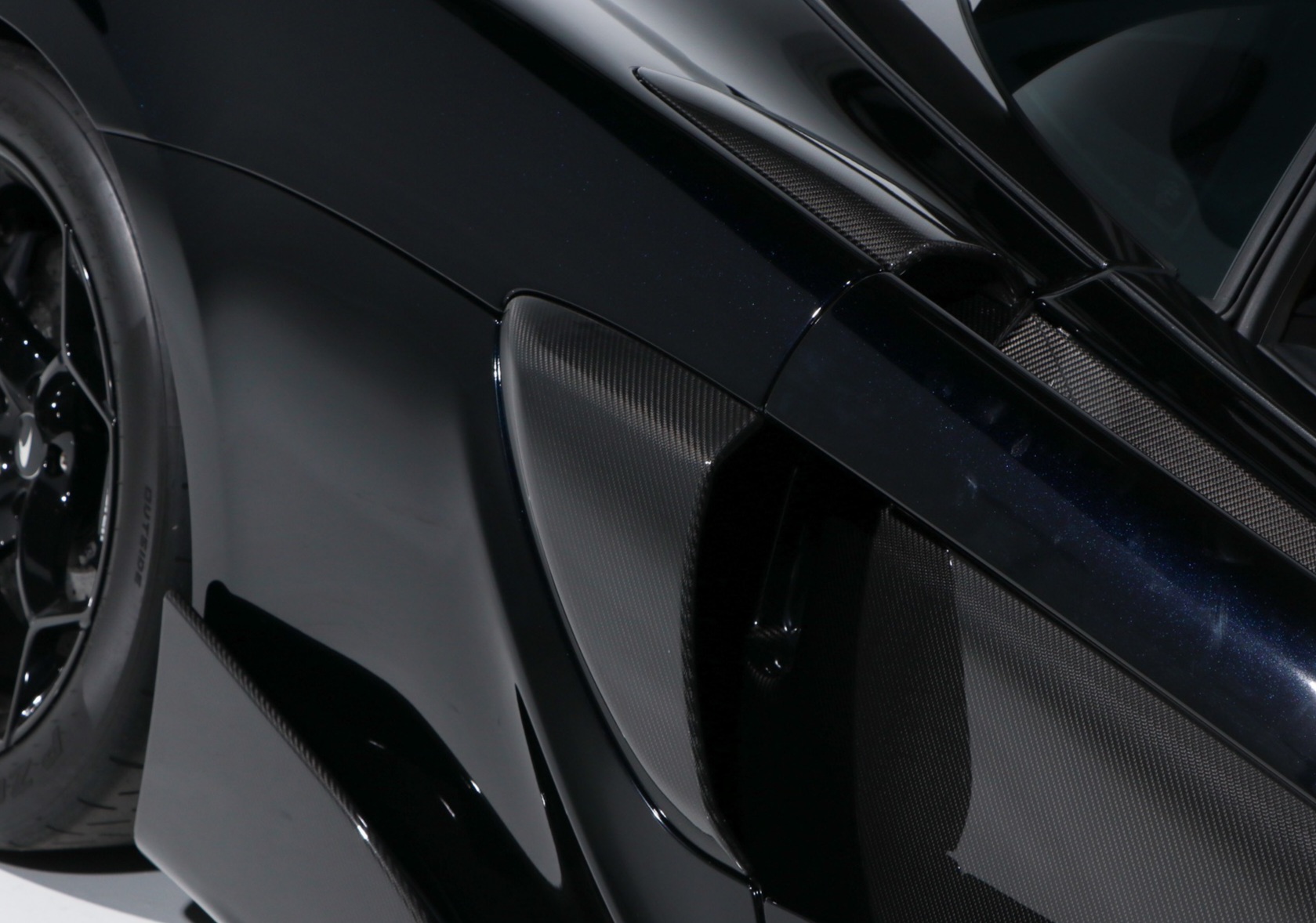 Used 2019 McLaren 600LT photo 18