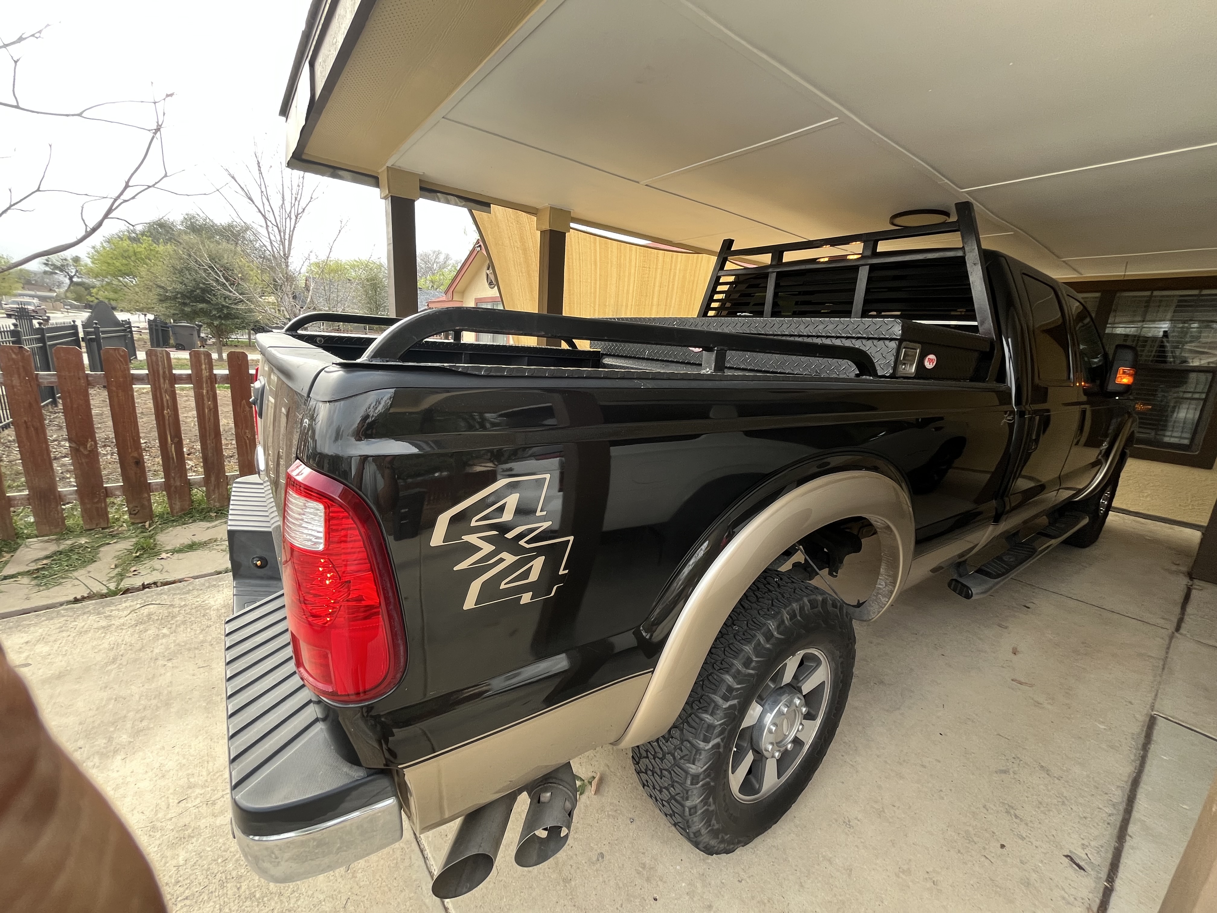 2011 Ford F350 Lariat