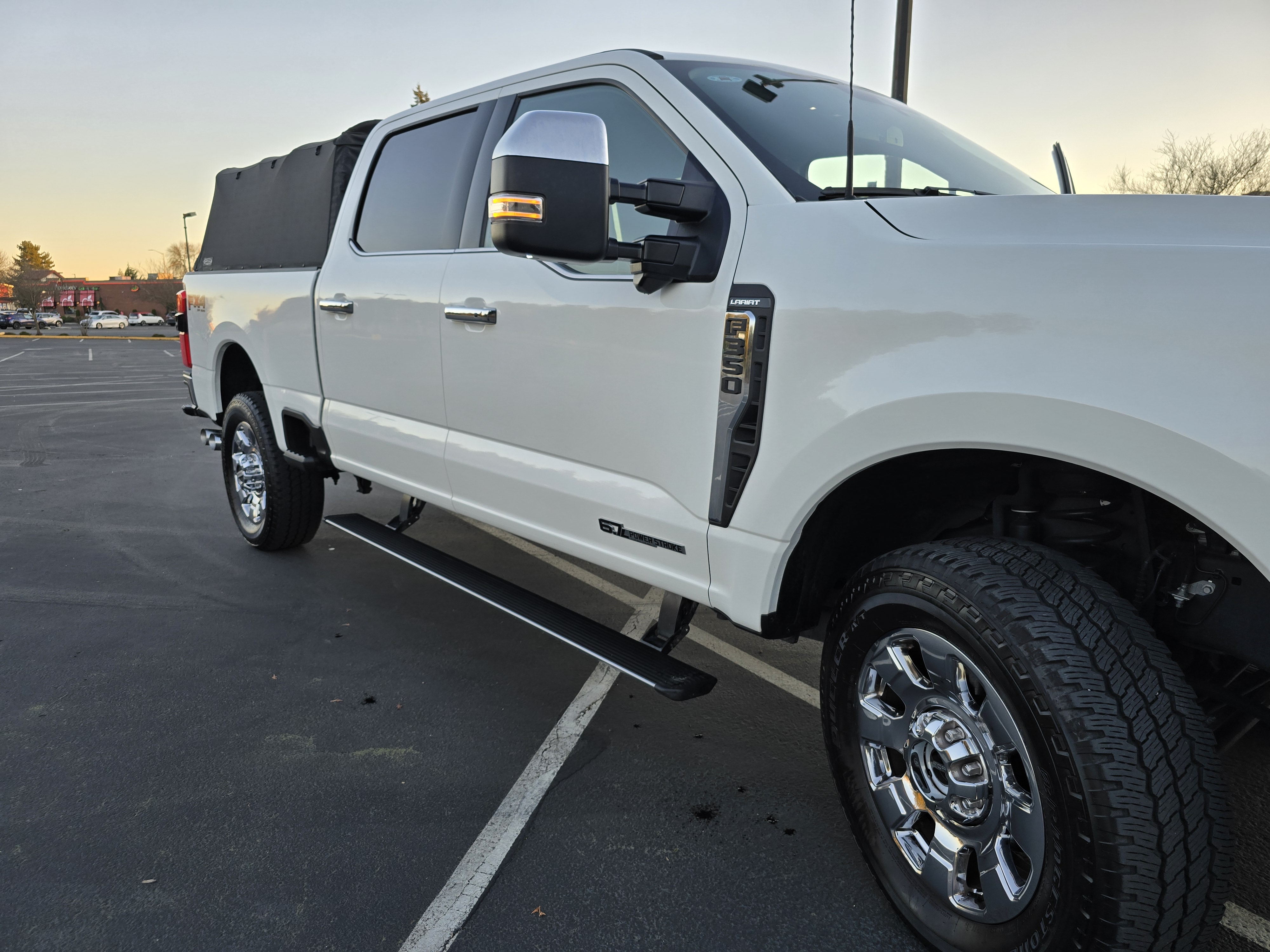 2024 Ford F350 Lariat