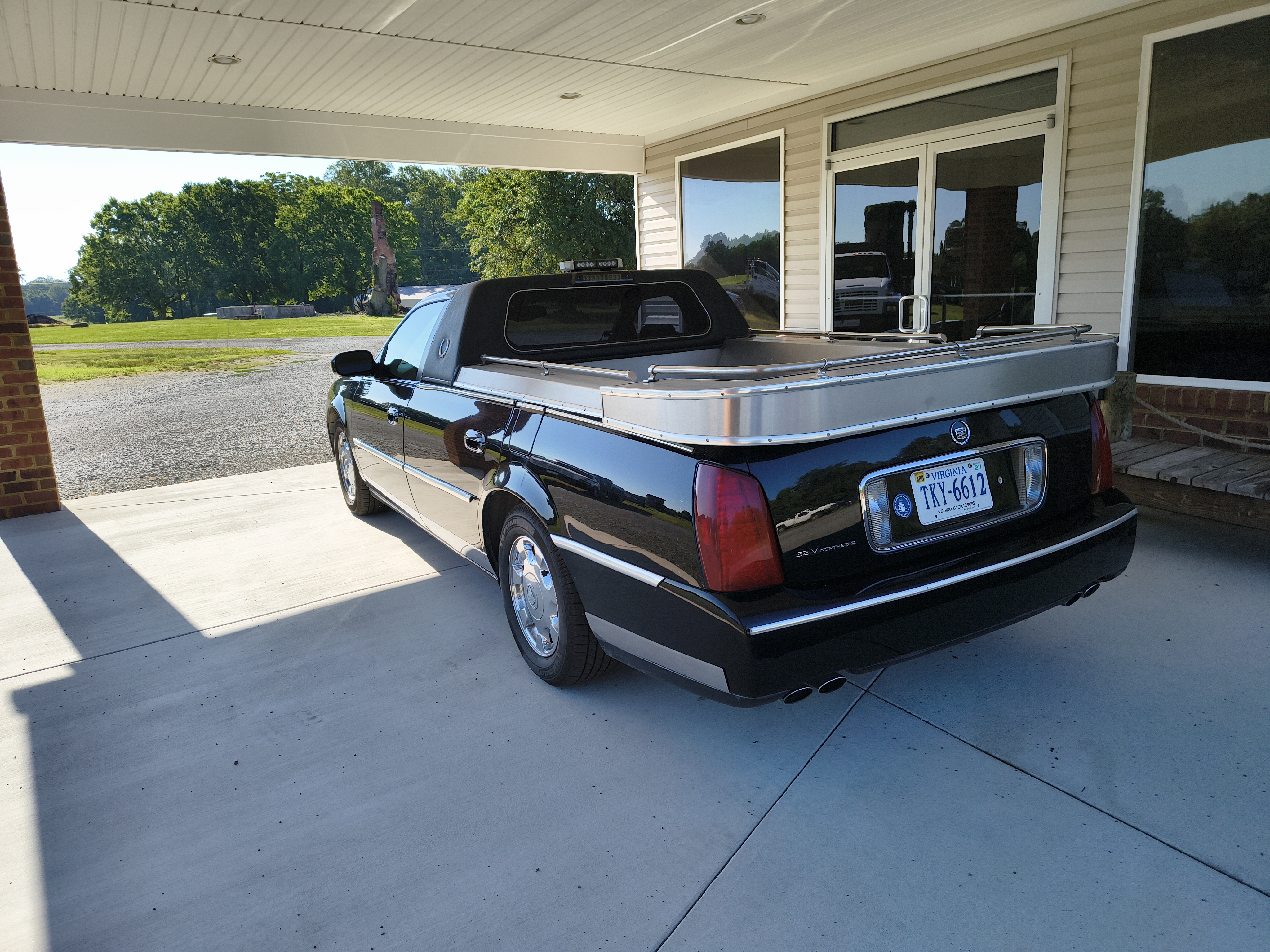 Used 2002 Cadillac De Ville for Sale - Kelley Blue Book