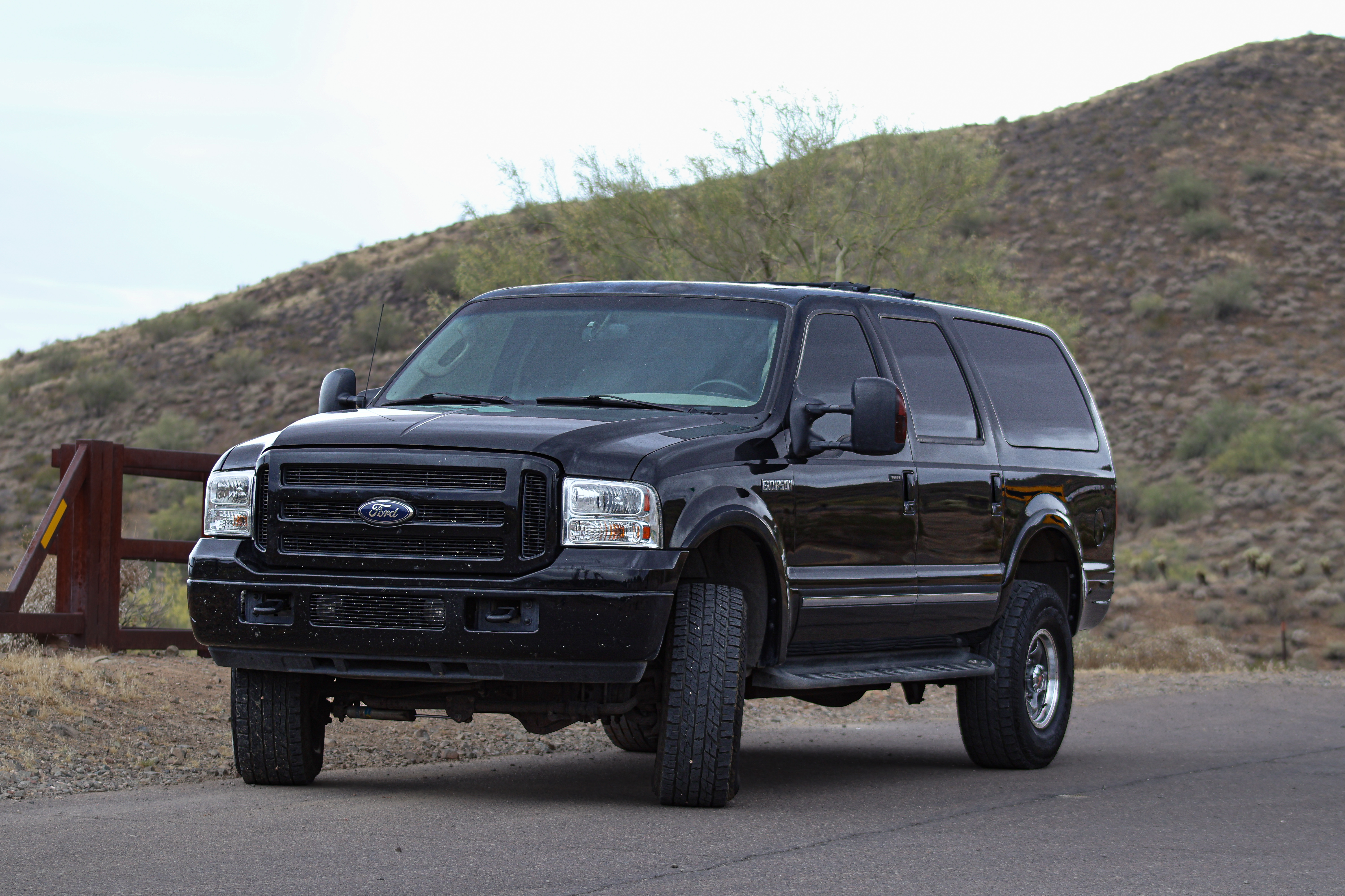 Used 2005 Ford Excursion Limited