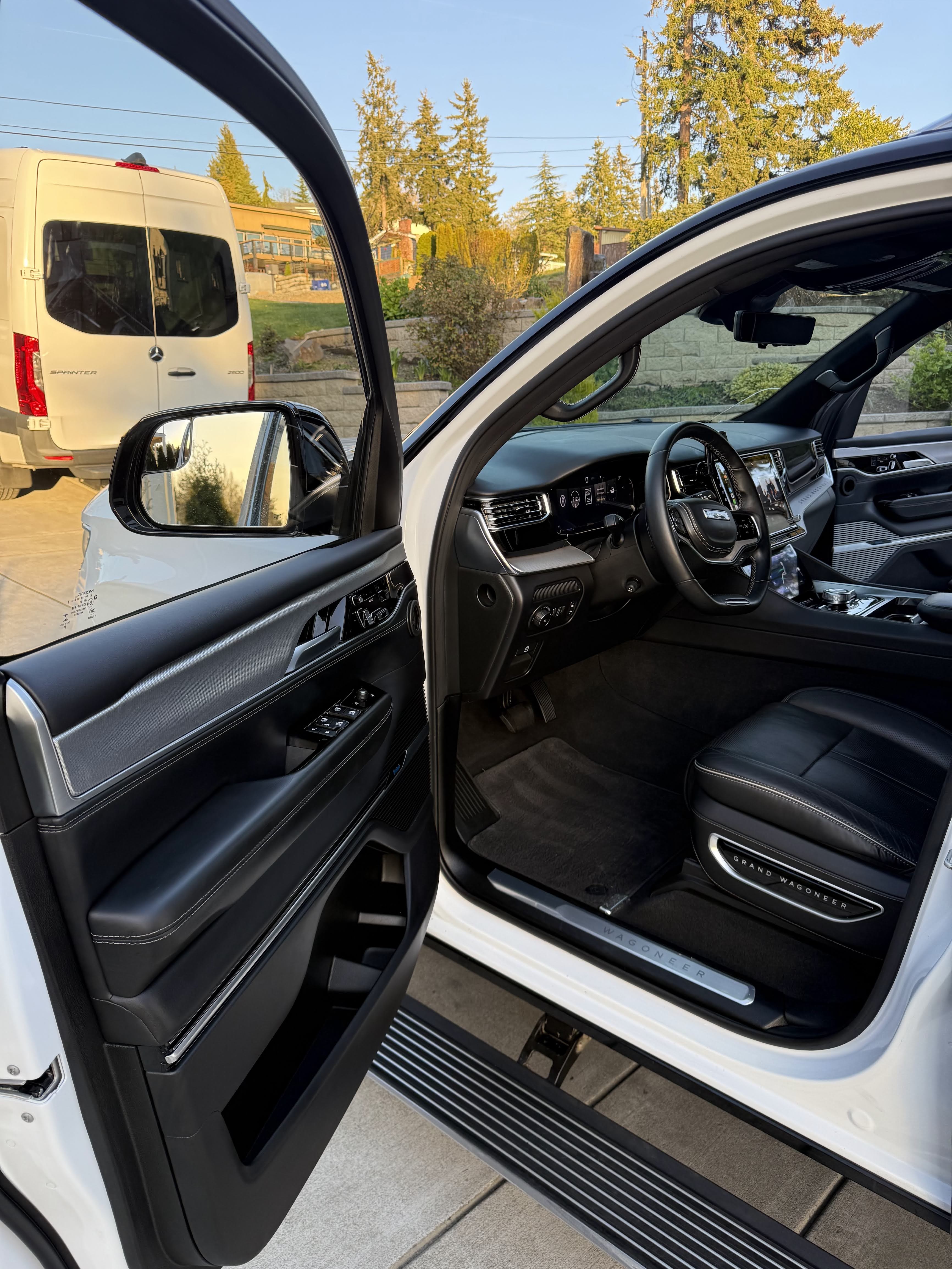 2023 Jeep Grand Wagoneer L Series II