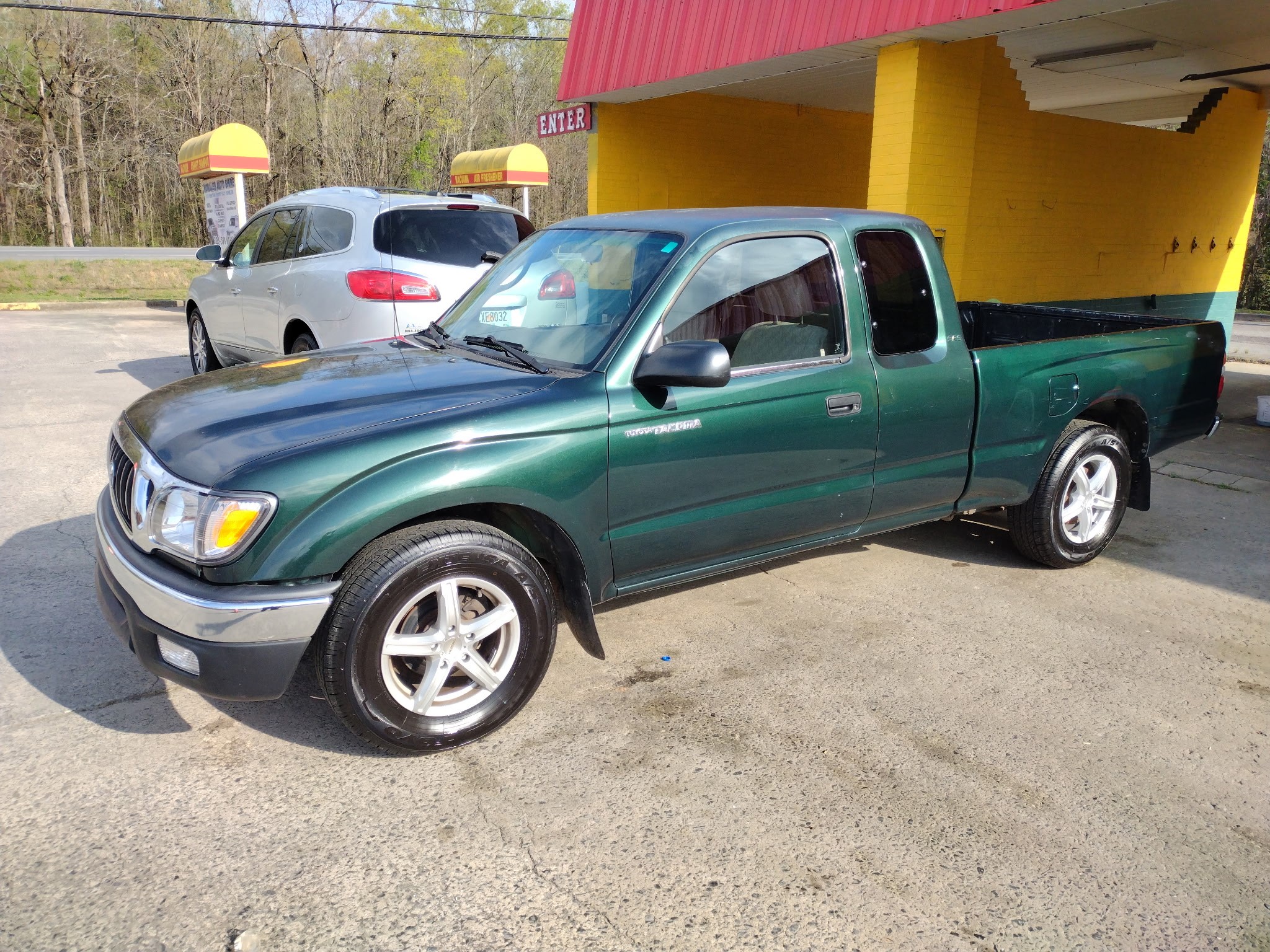 2002 Toyota Tacoma 2WD Xtracab