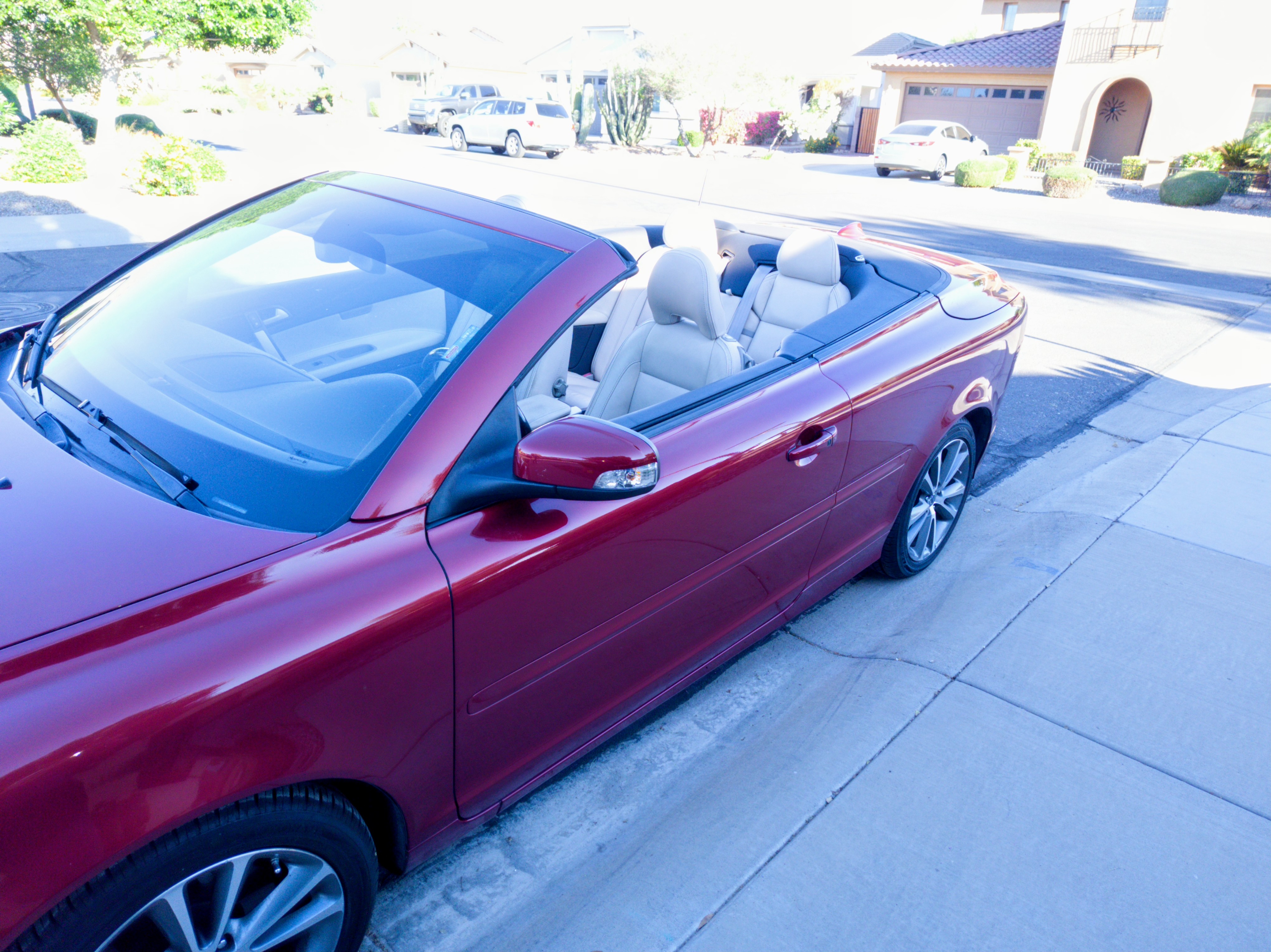 Used 2012 Volvo C70 T5 w/ Climate Pkg