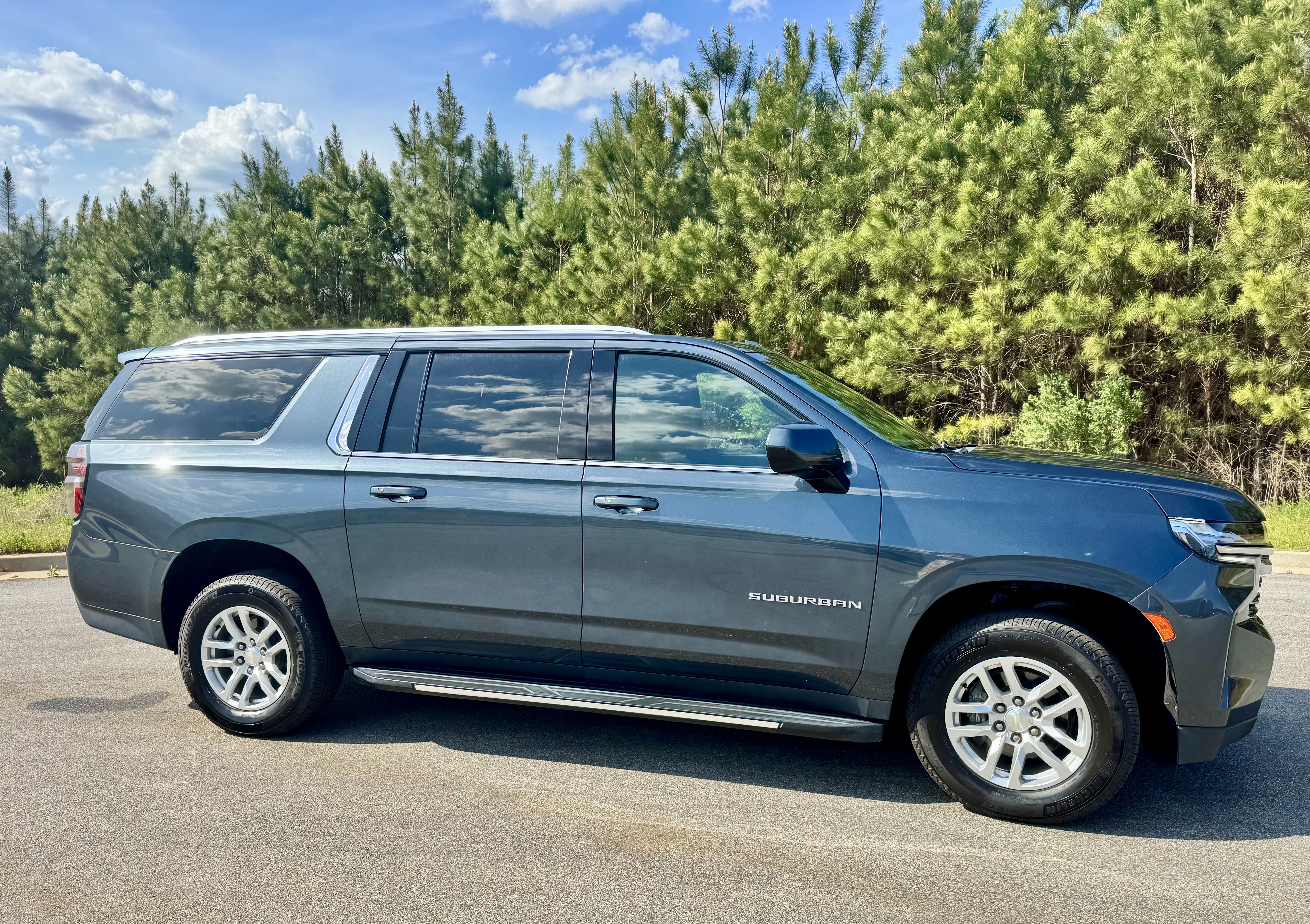 2021 Chevrolet Suburban LT