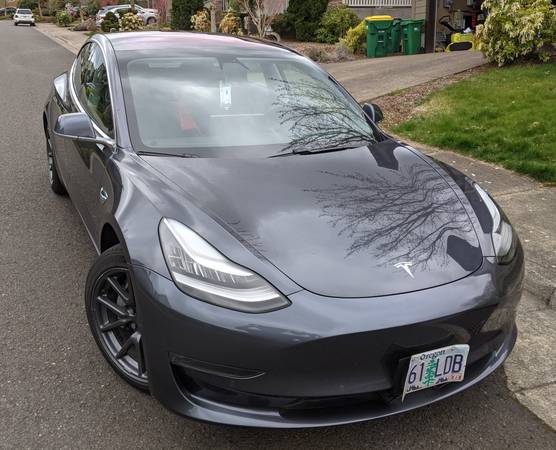 2018 Tesla Model 3 Performance