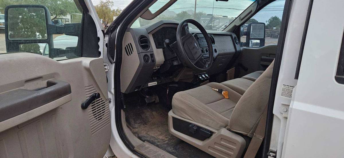 2008 Ford F550 4x4 Crew Cab Super Duty