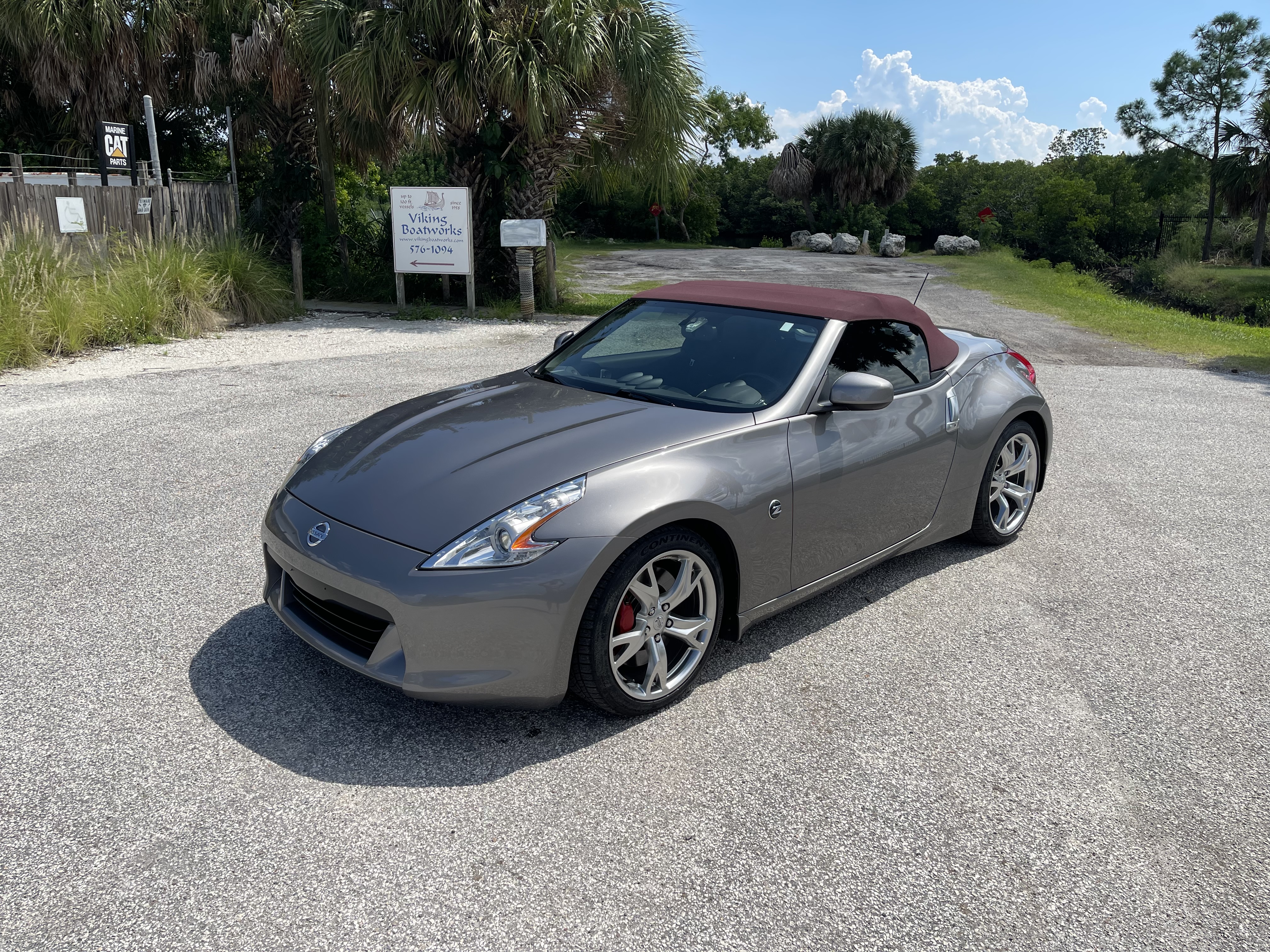 Used 2010 Nissan 370Z Touring w/ Sport Pkg