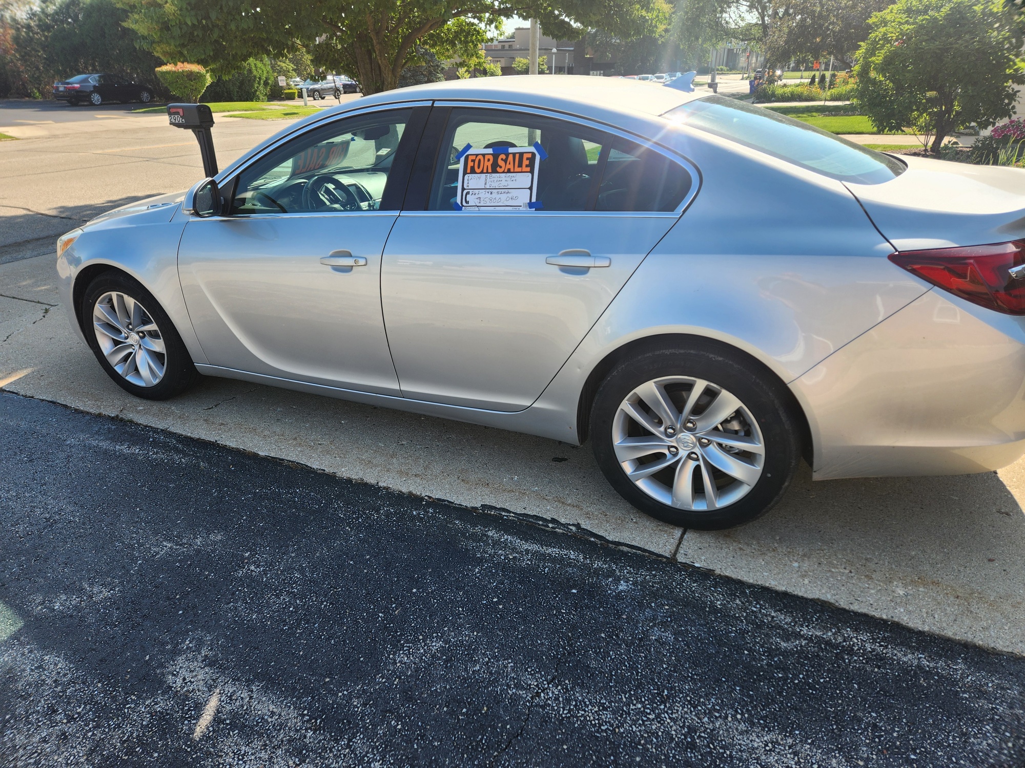Buick Regal 2014 photo 2