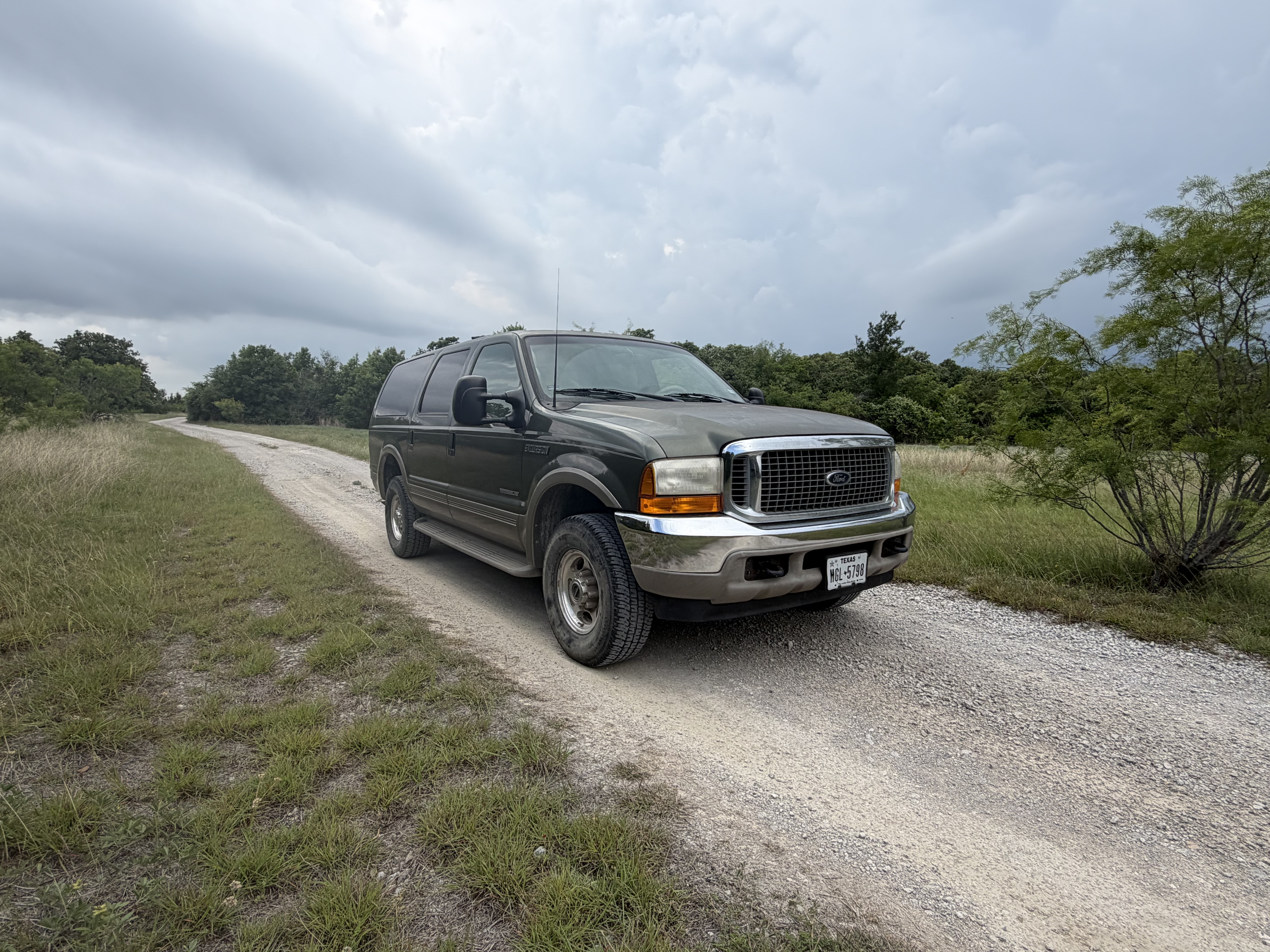 Used 2000 Ford Excursion Limited