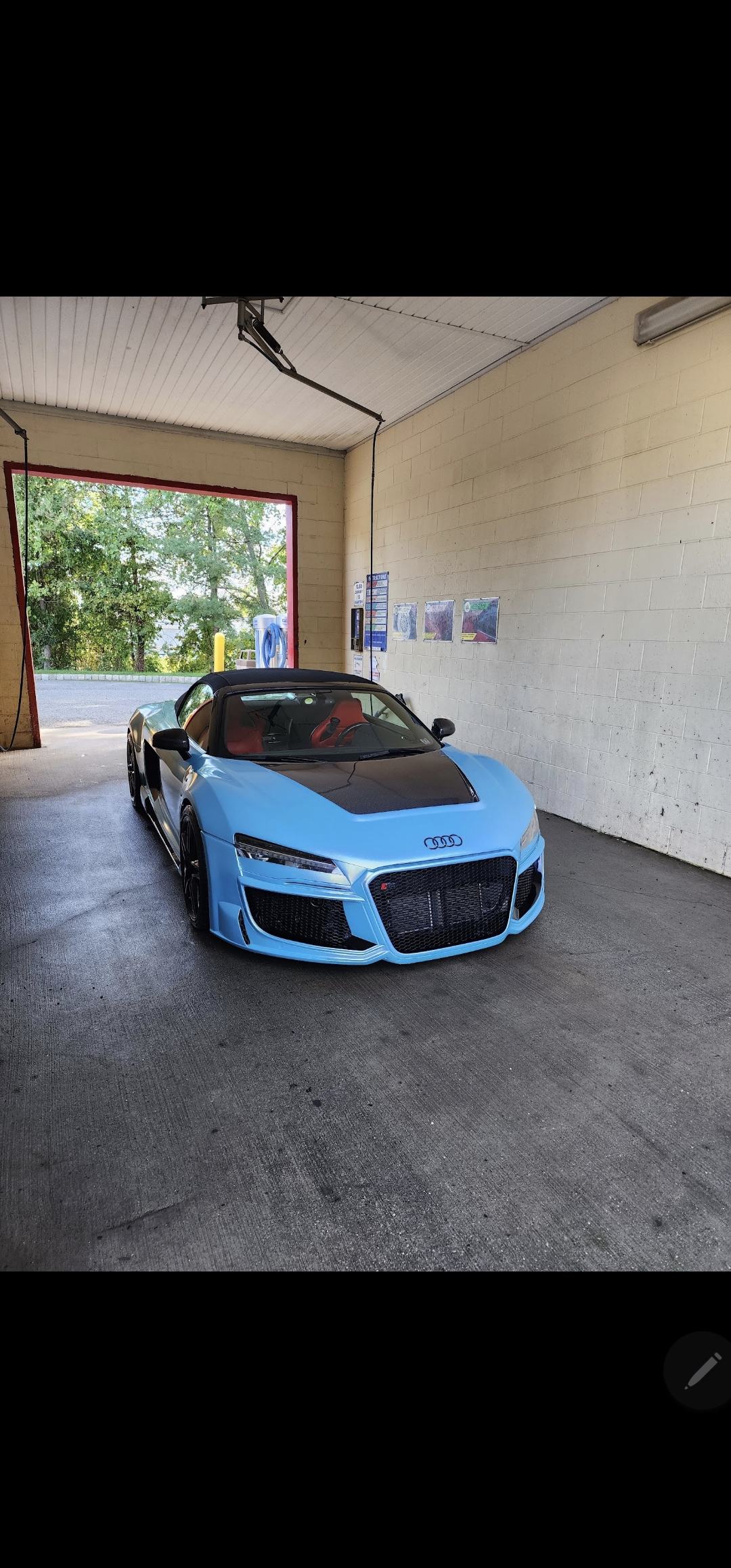 Used 2011 Audi R8 V10