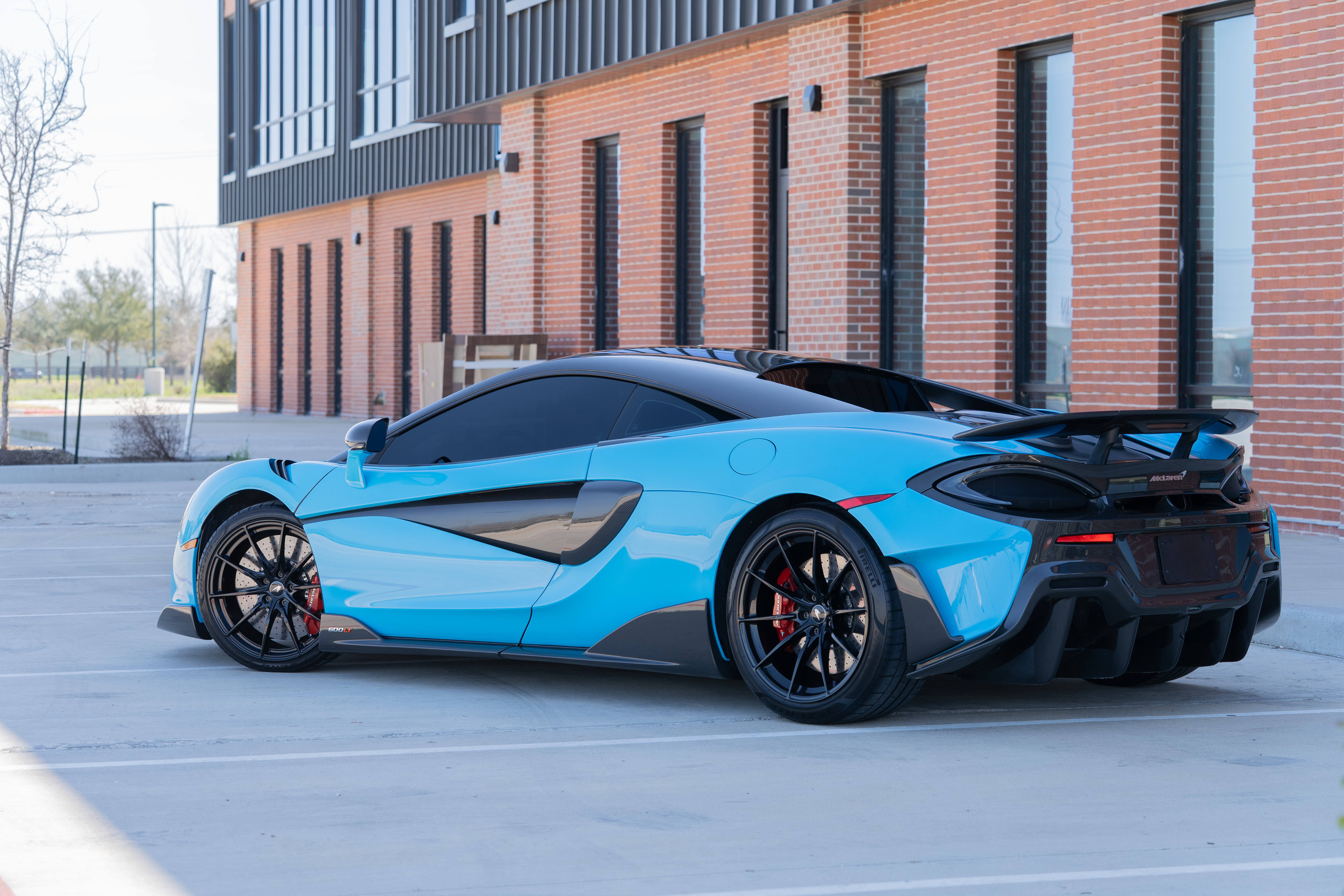 Used 2019 McLaren 600LT photo 10