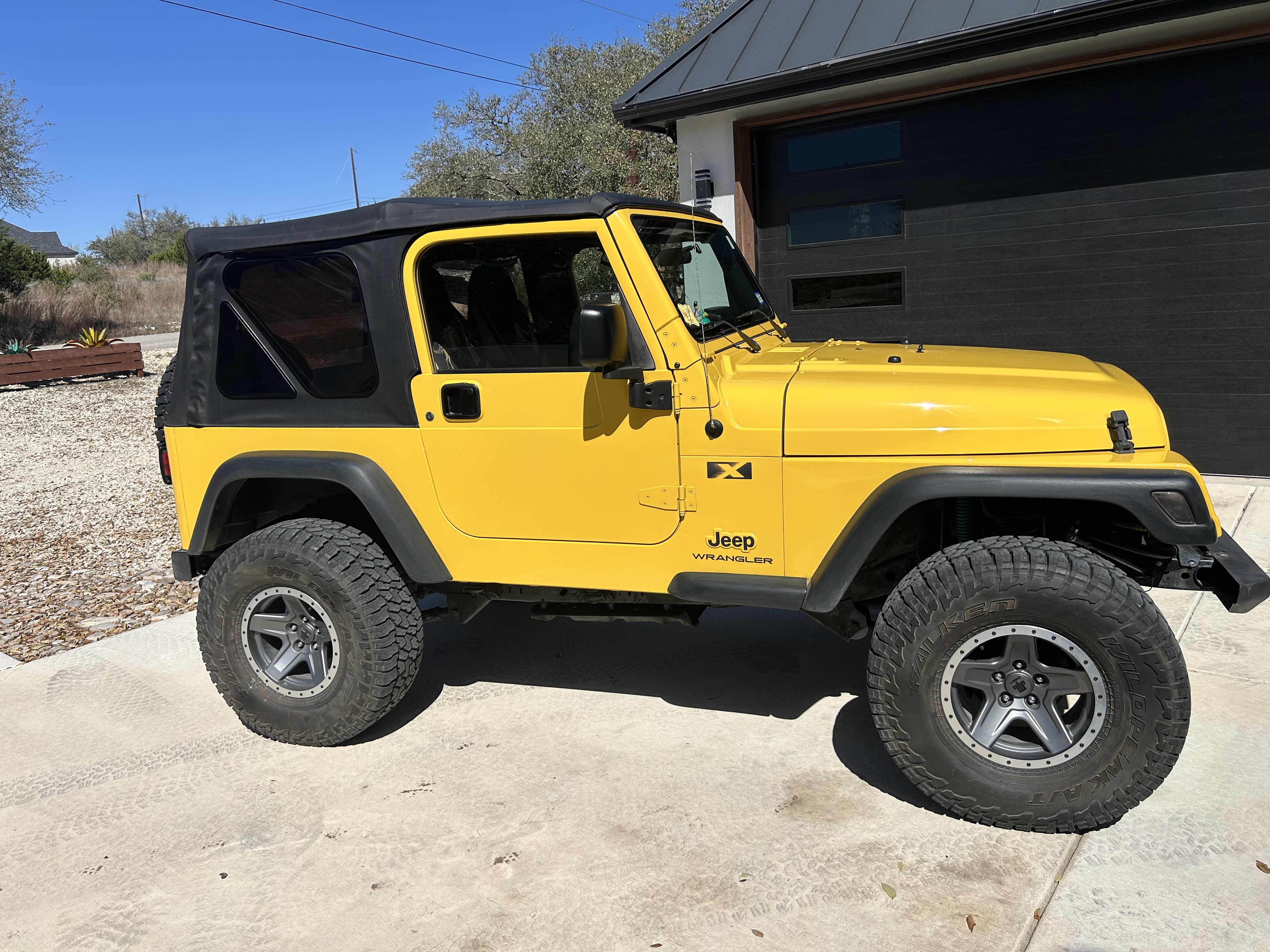 Used 2006 Jeep Wrangler X w/ Premium Audio Group