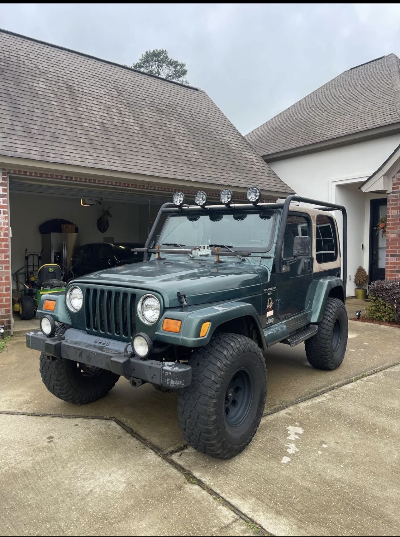 Used 2000 Jeep Wrangler Sahara