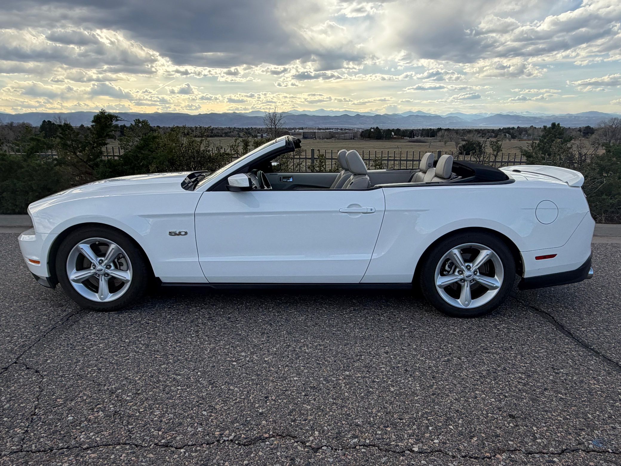 2011 Ford Mustang GT Premium