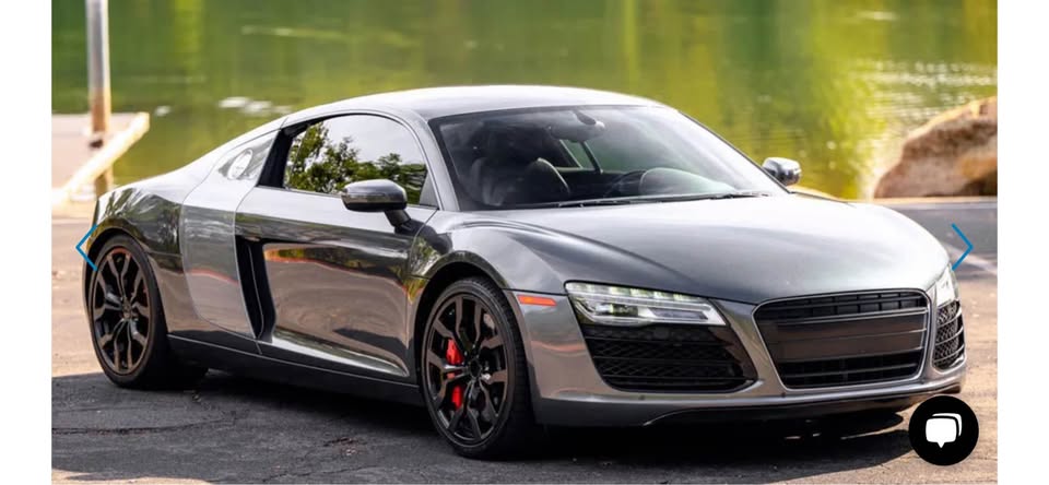 Used 2014 Audi R8 V8 w/ Ceramic Brake Package