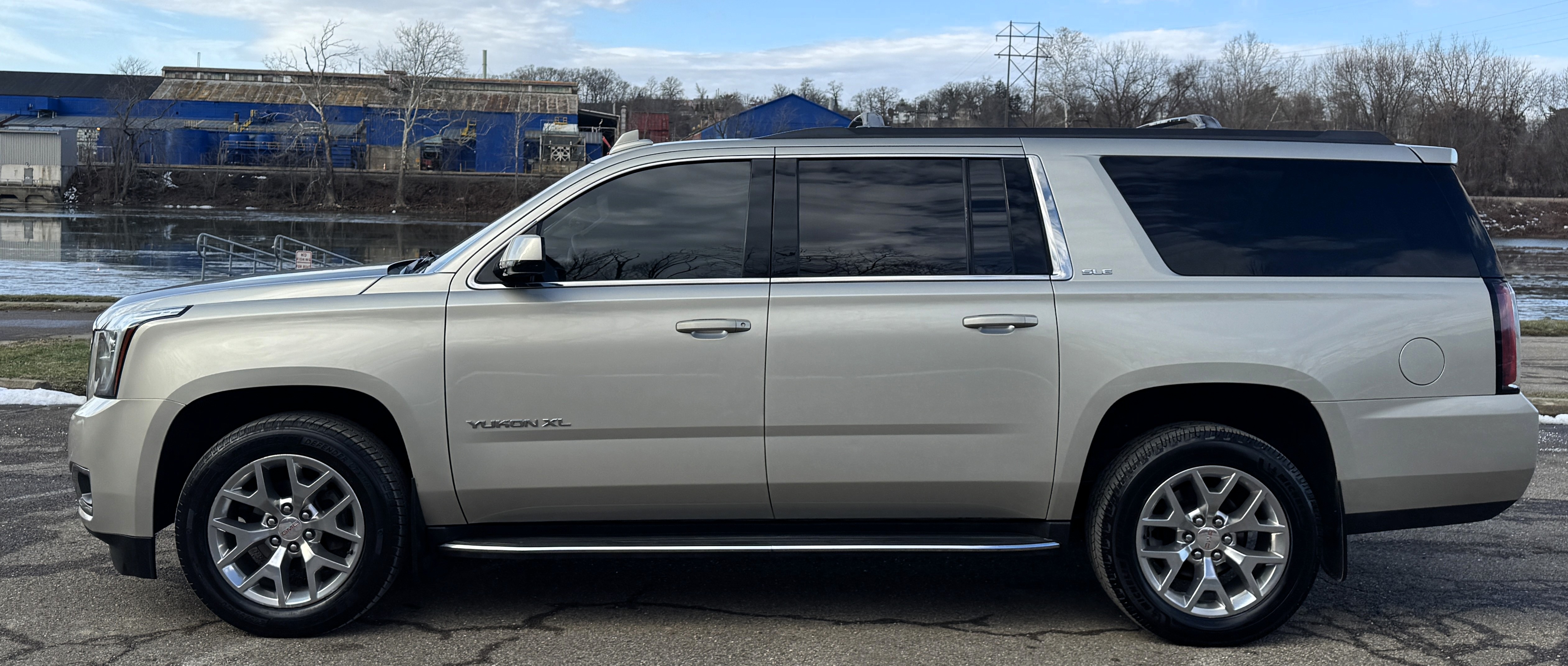 2017 GMC Yukon XL SLE