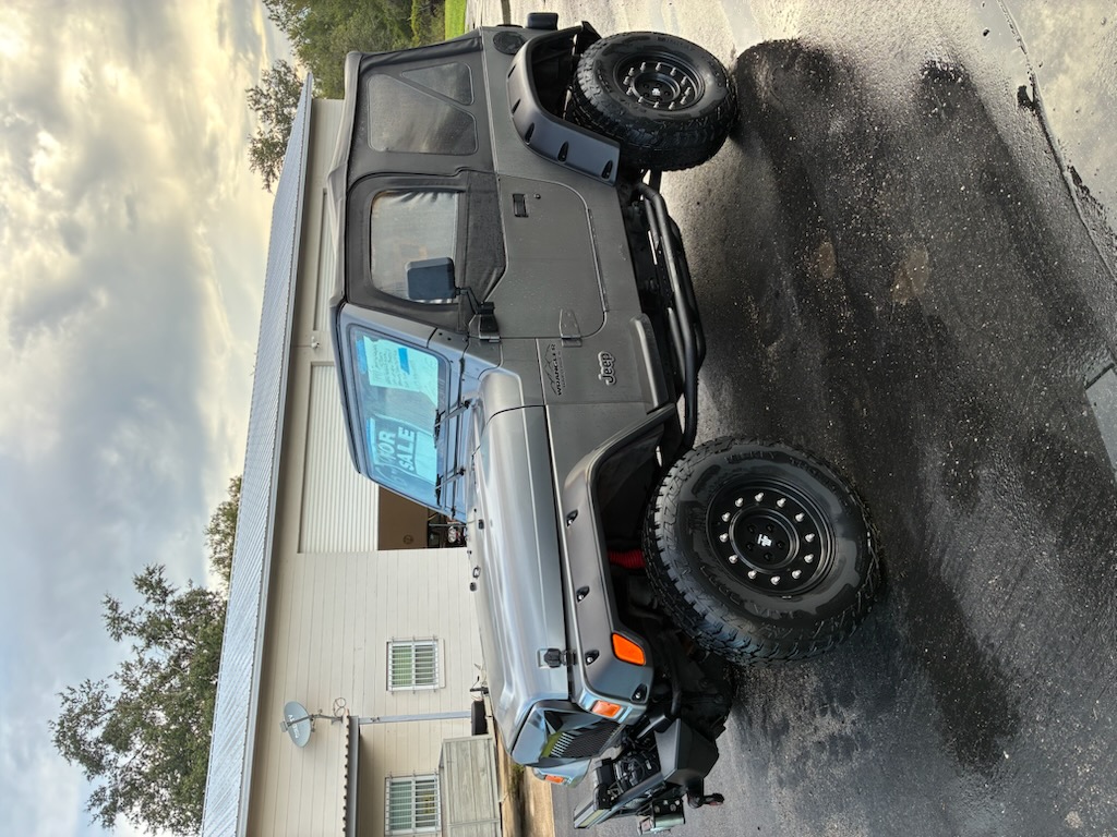 Used 1997 Jeep Wrangler SE