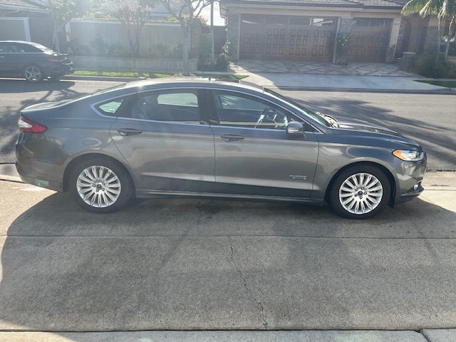2014 Ford Fusion Energi SE