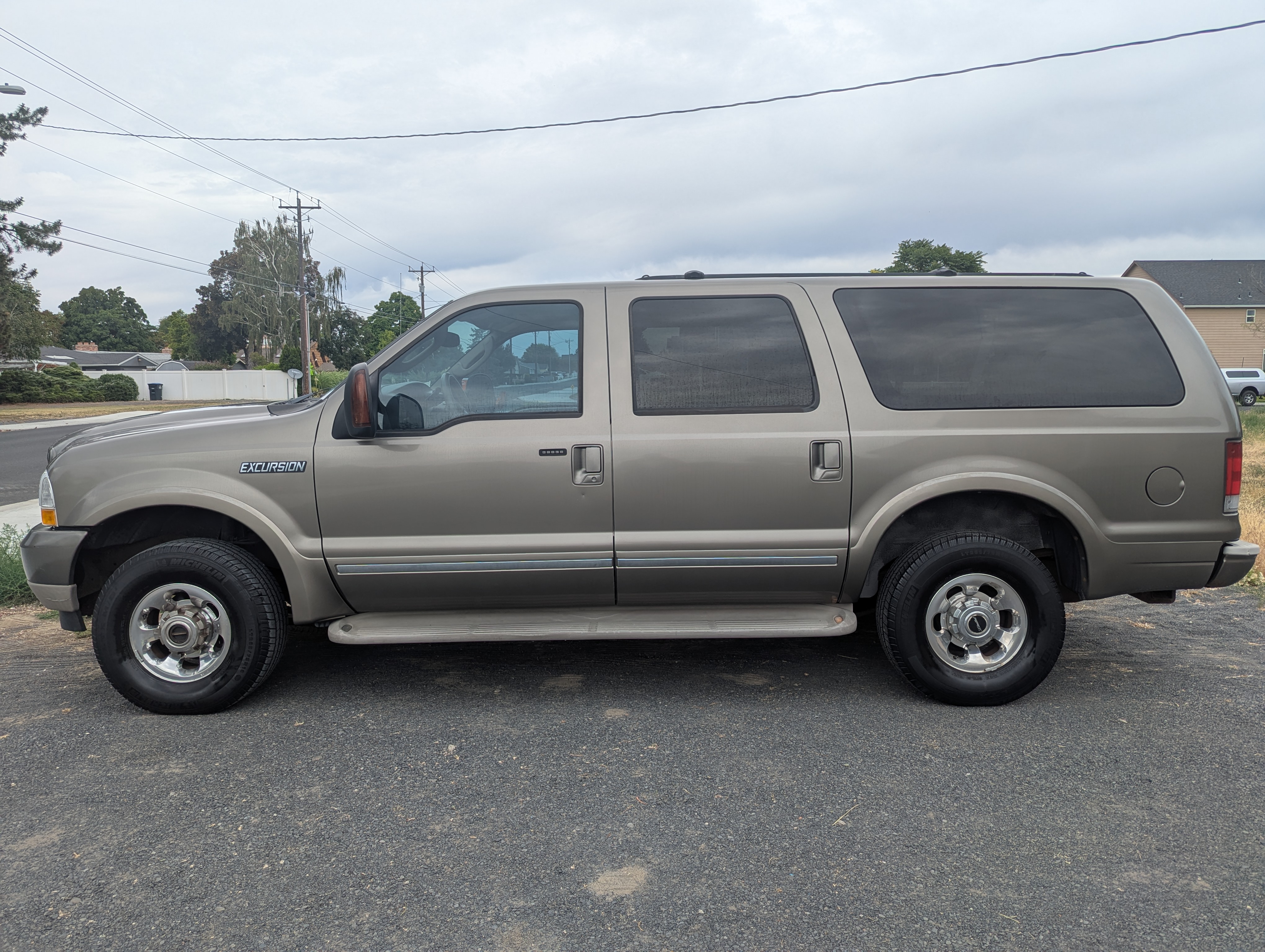 Used 2004 Ford Excursion Limited
