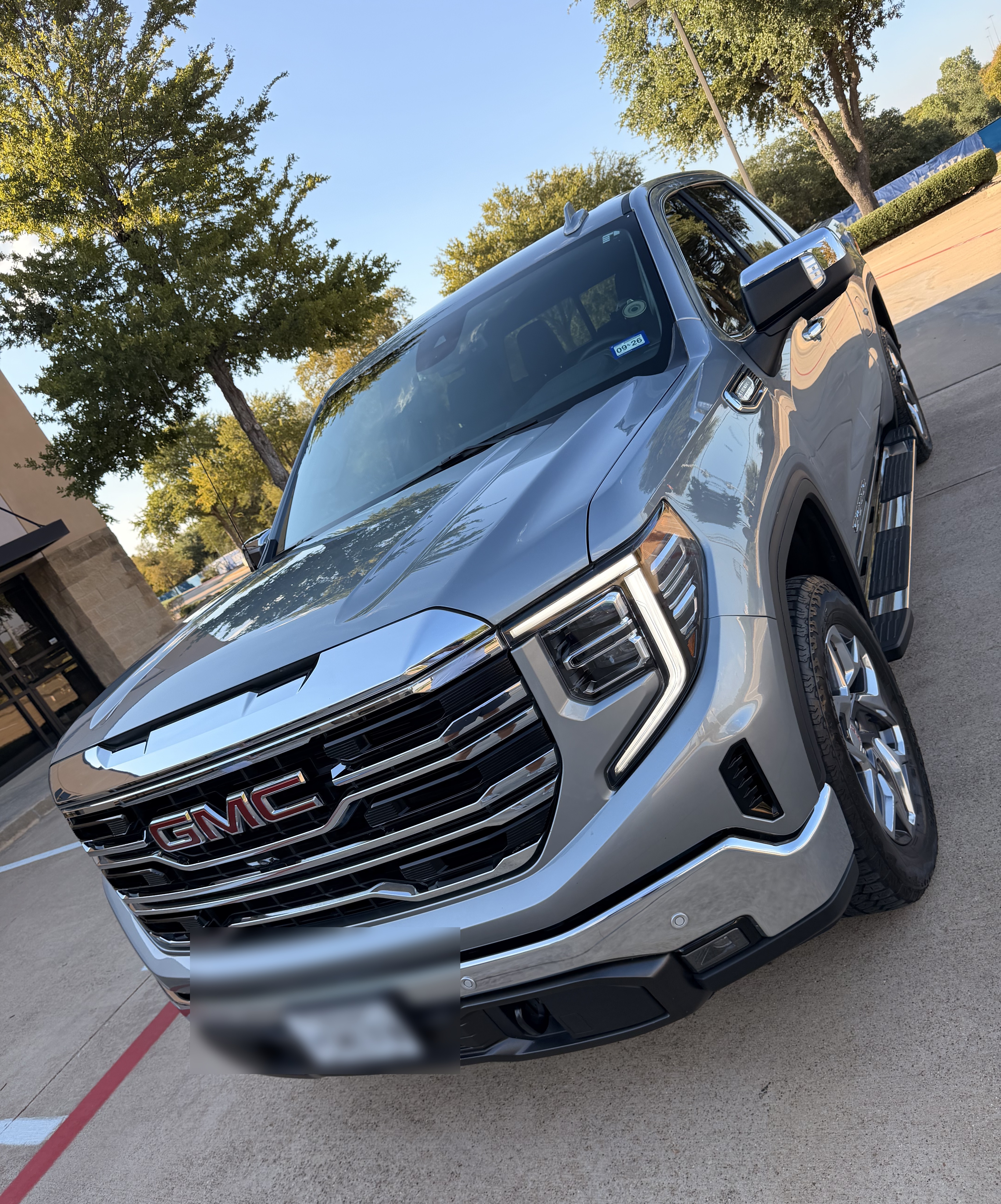 2024 GMC Sierra 1500 SLT