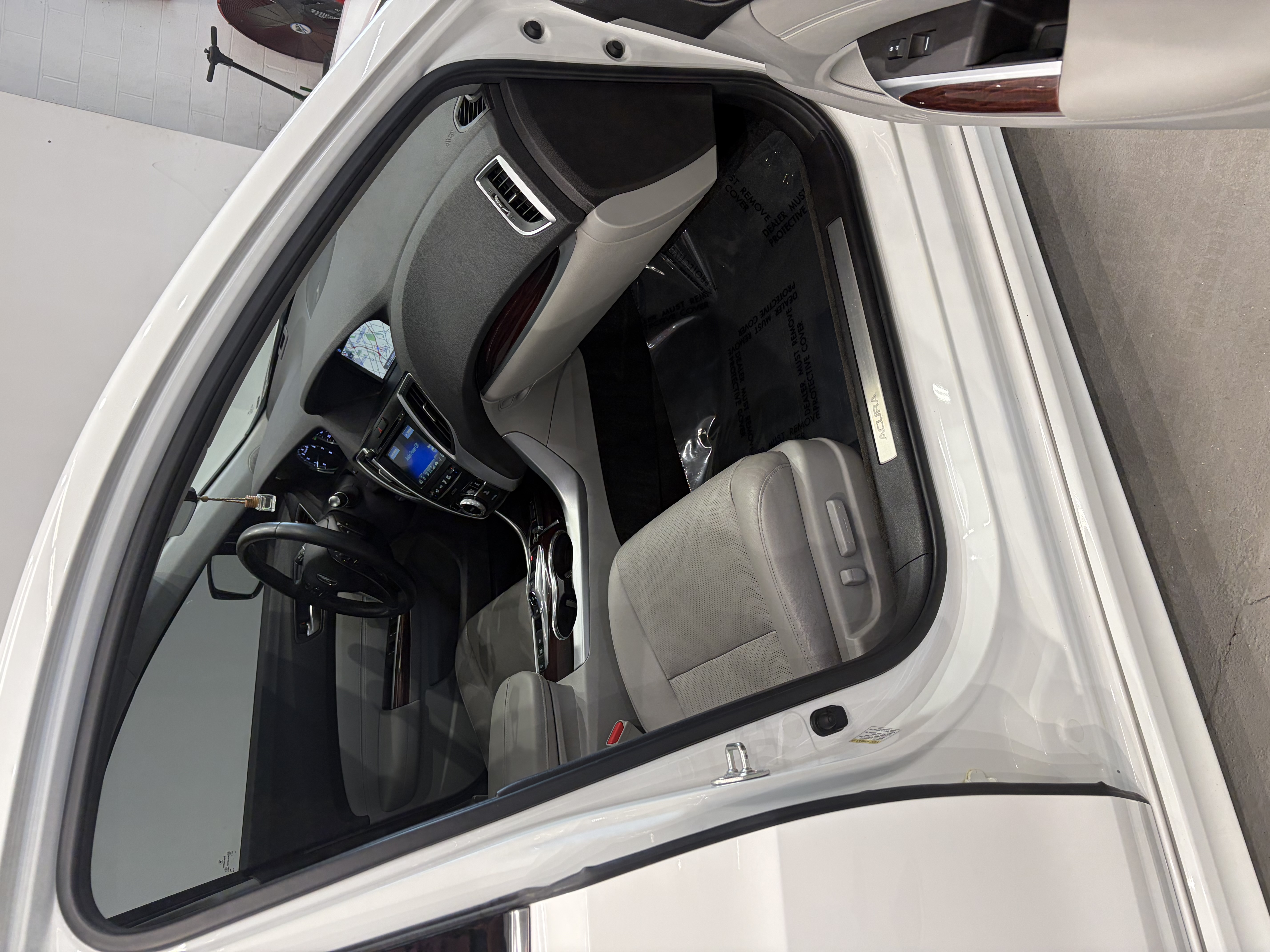 2015 Acura TLX V6 SH-AWD w/ Advance Package