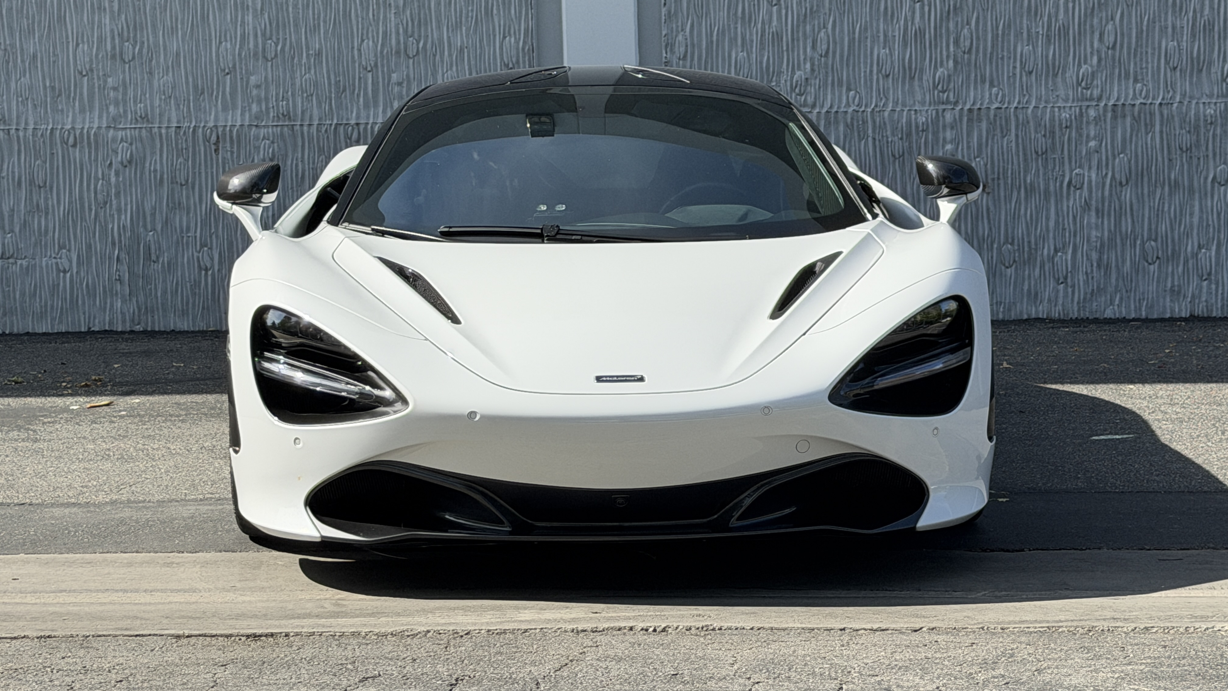 Used 2020 McLaren 720S Coupe 2D photo 18