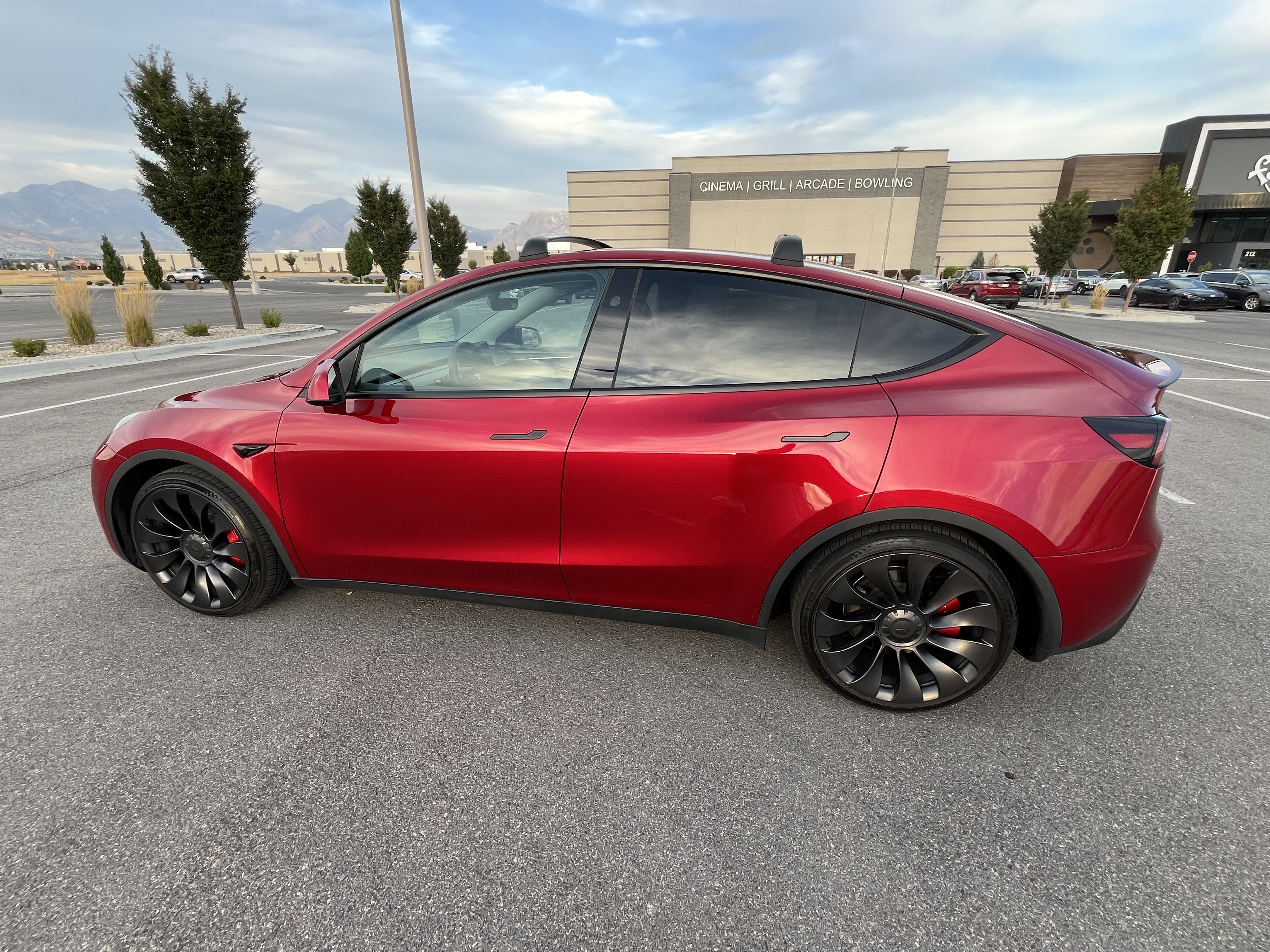 2024 Tesla Model Y Performance