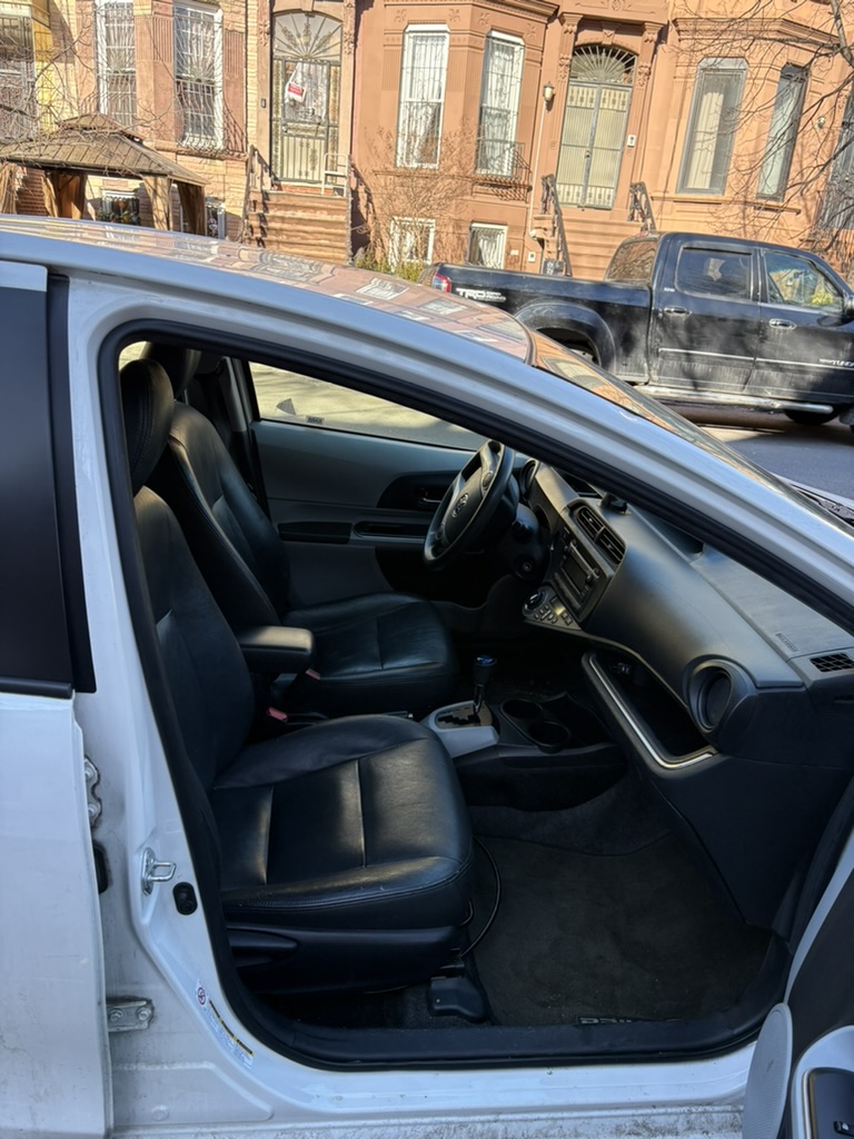 2014 Toyota Prius C Two