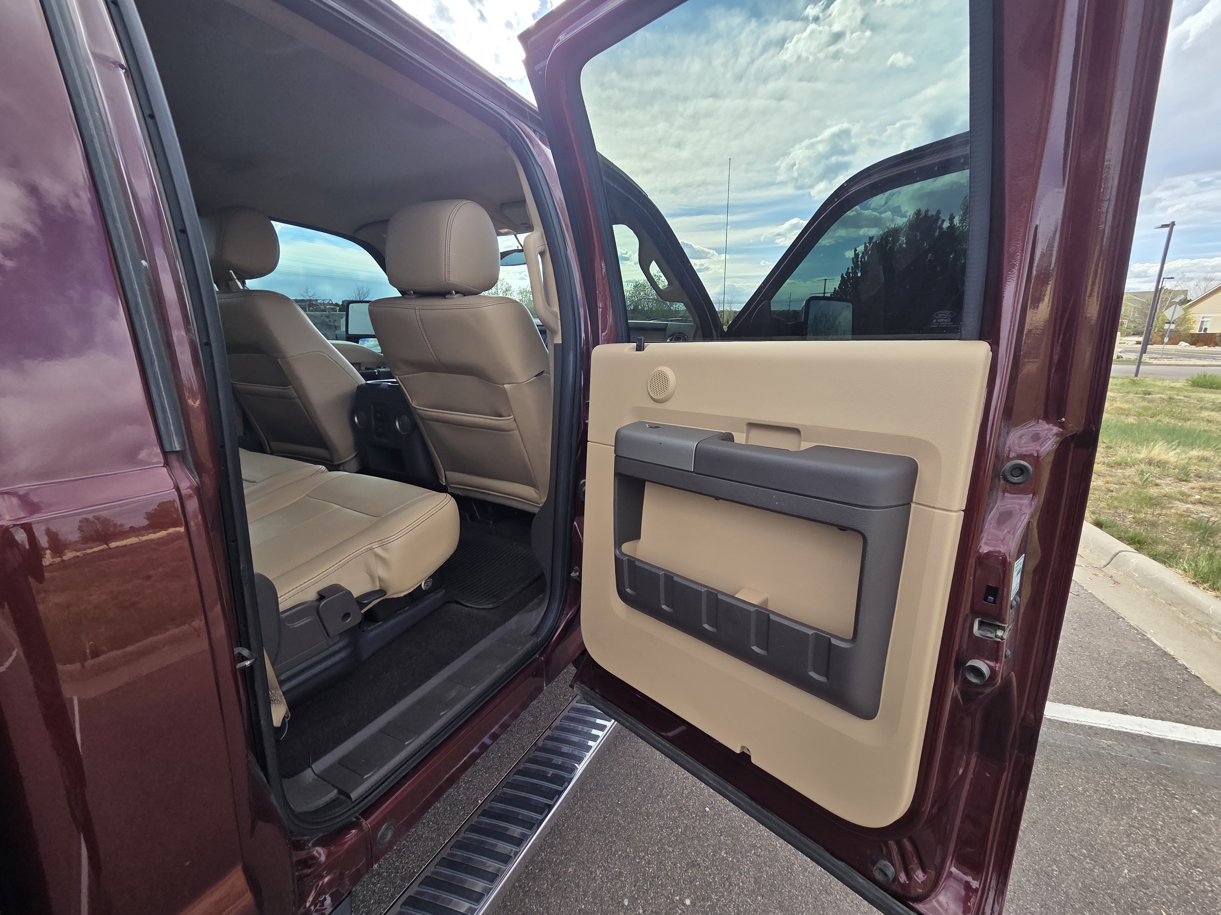 2012 Ford F350 Lariat