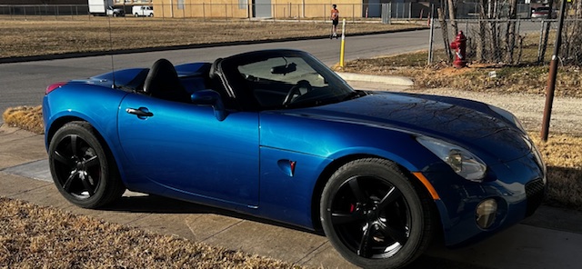 Used 2006 Pontiac Solstice Convertible w/ Premium Package