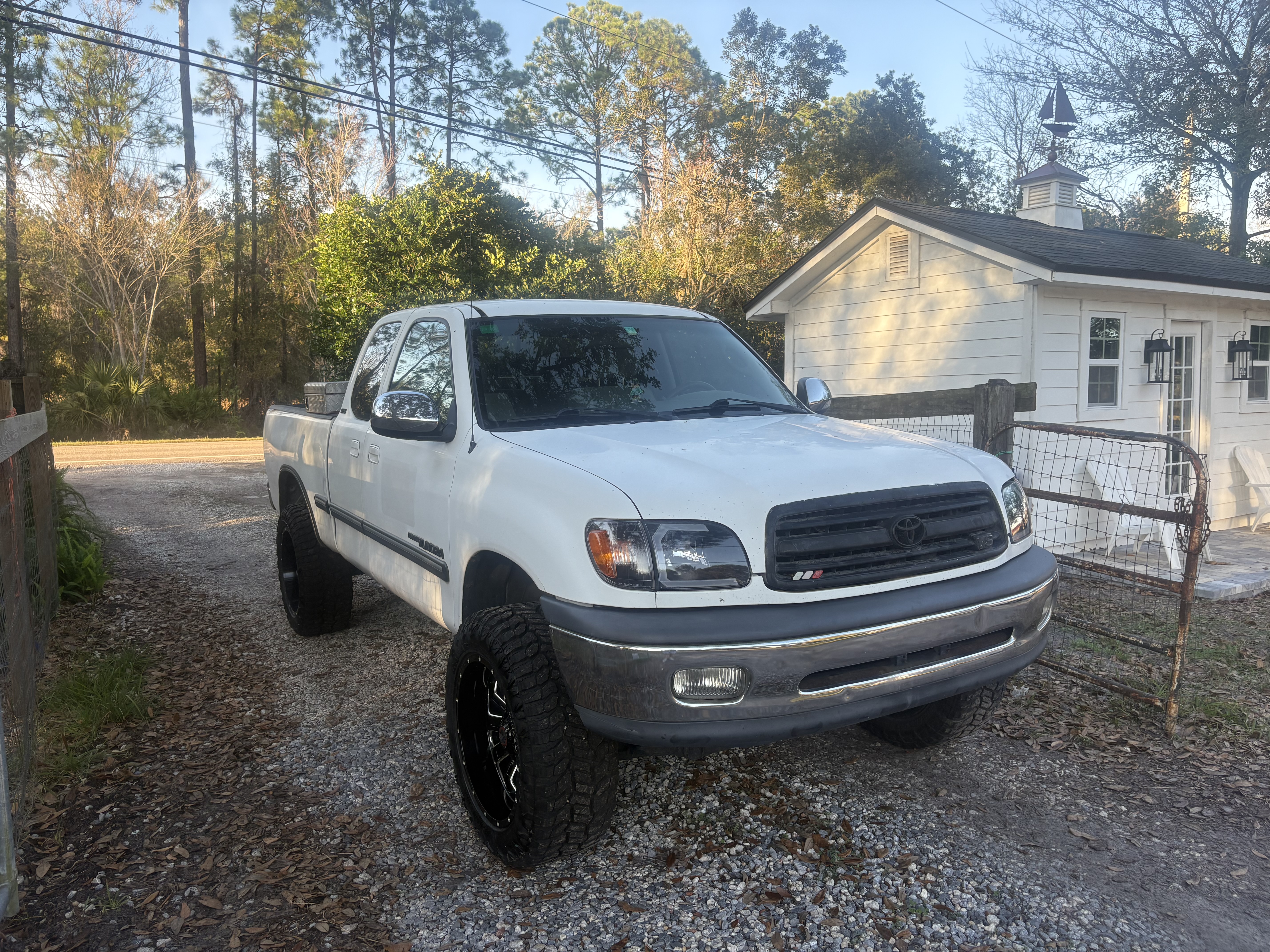 Used 2000 Toyota Tundra SR5