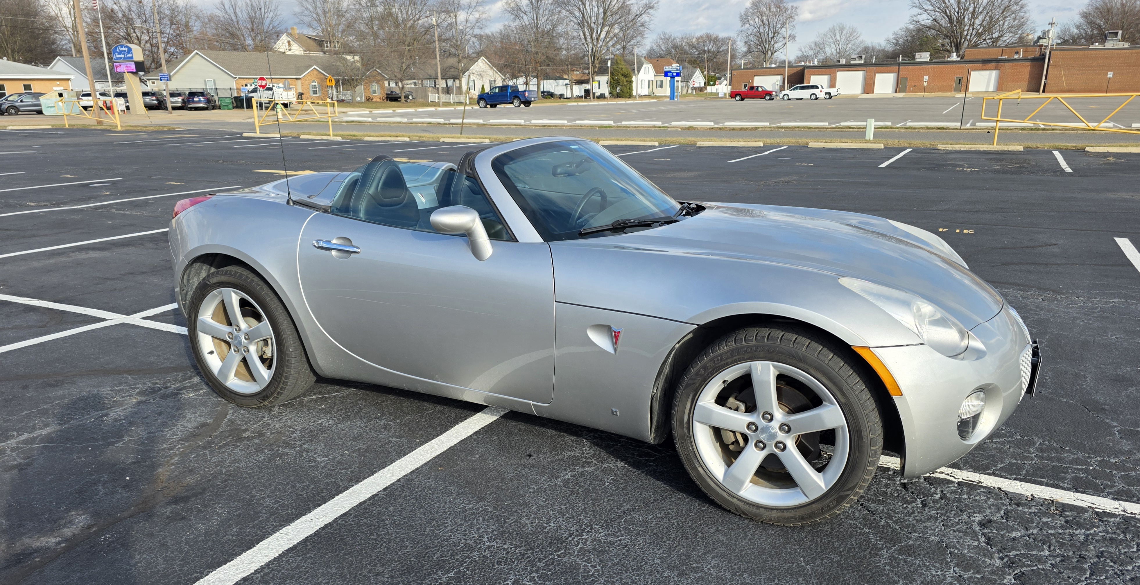 Used 2006 Pontiac Solstice Convertible w/ Premium Package