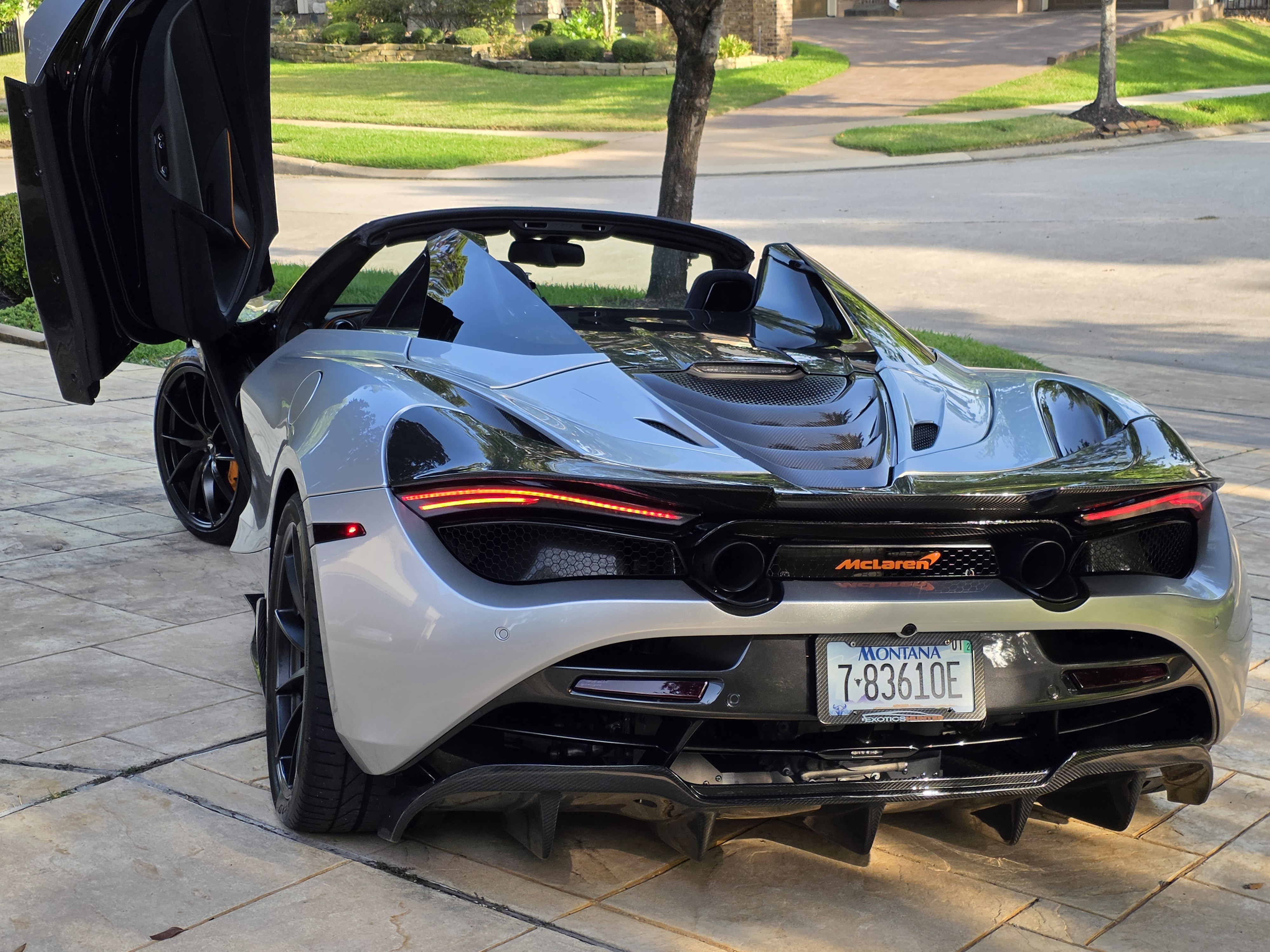 Used 2020 McLaren 720S Spider photo 24
