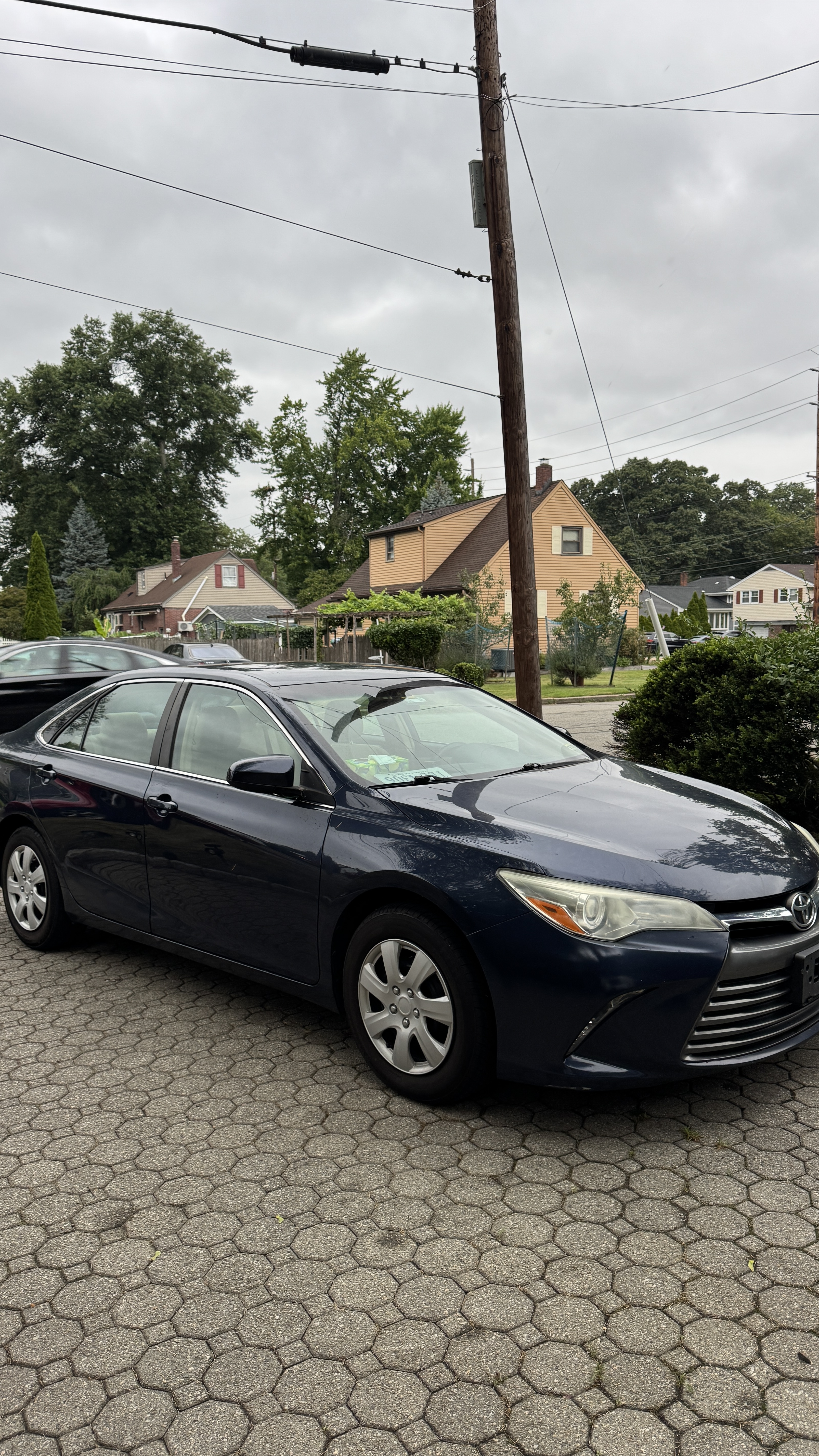 2016 Toyota Camry LE