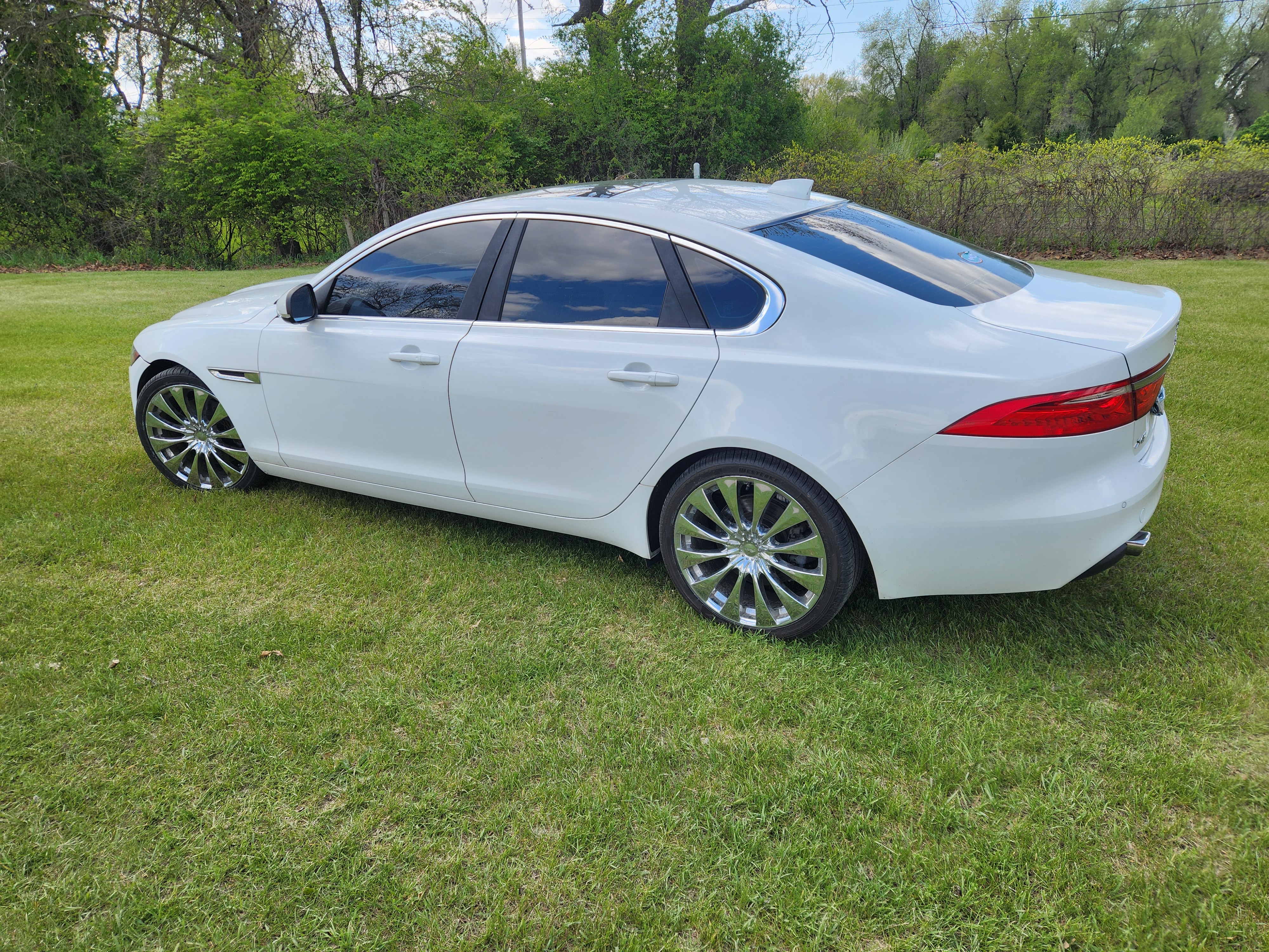 Used 2016 Jaguar XF Prestige