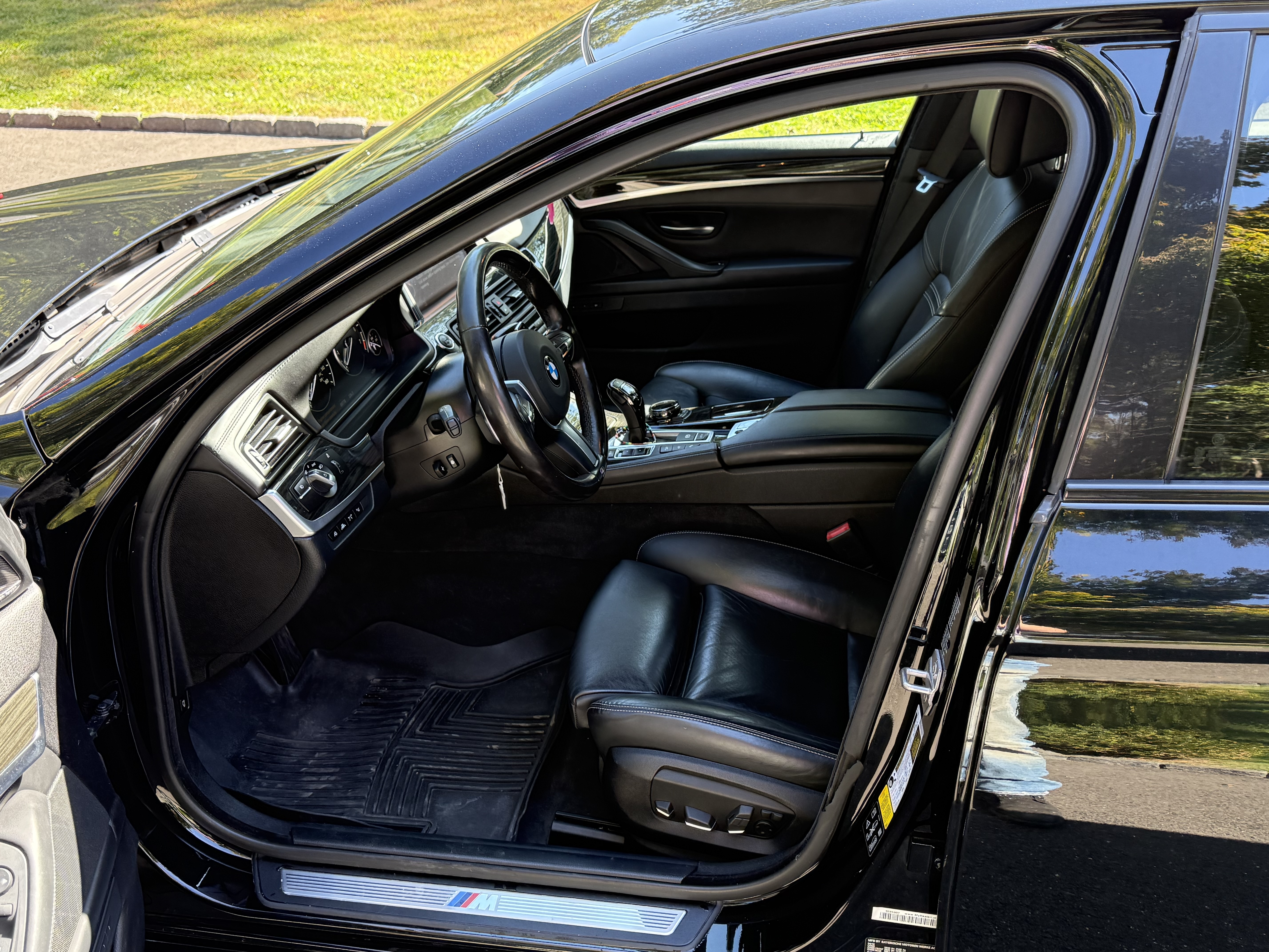 2016 BMW 550i xDrive Sedan