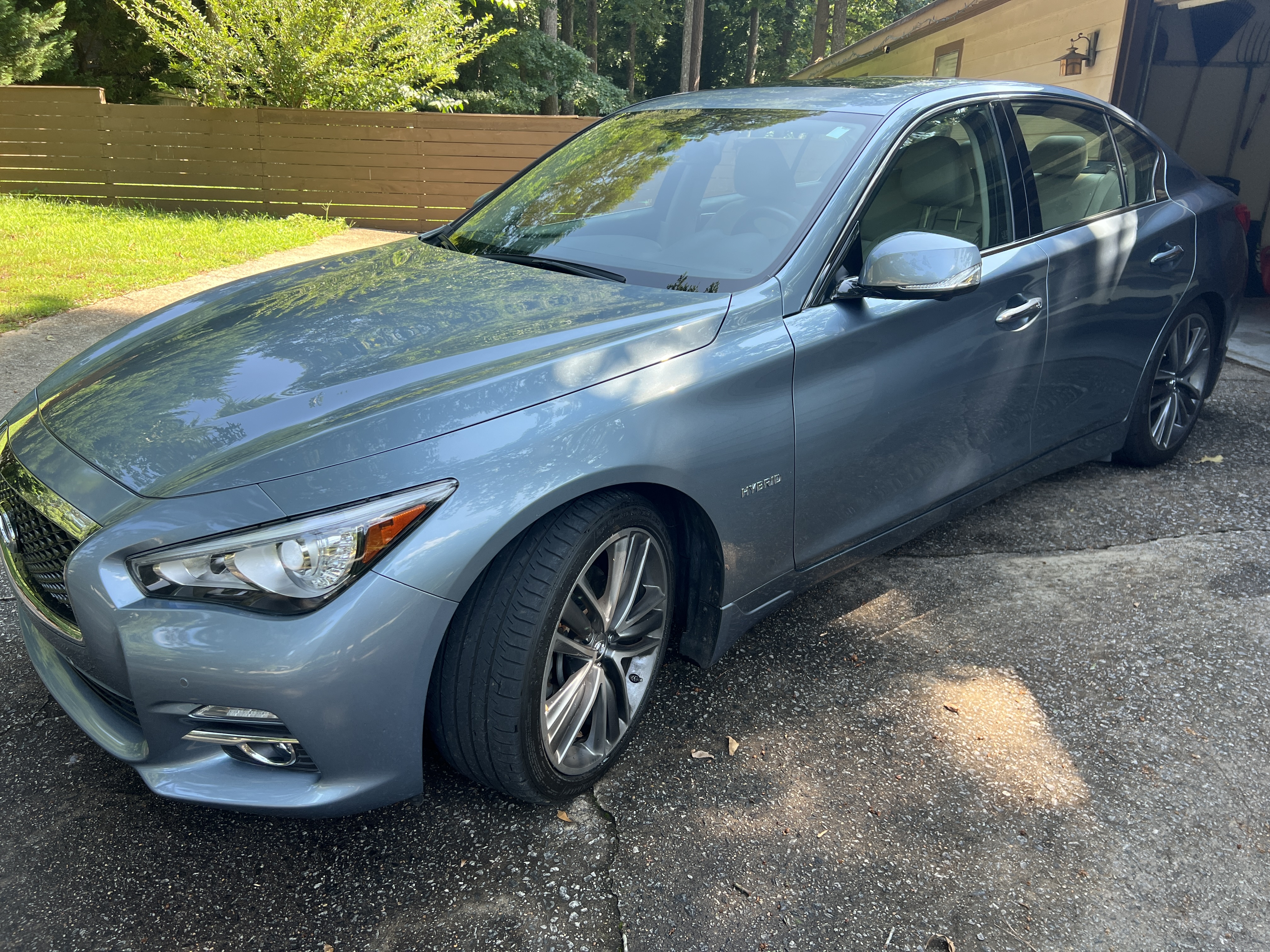 Infiniti q50 deals hybrid for sale