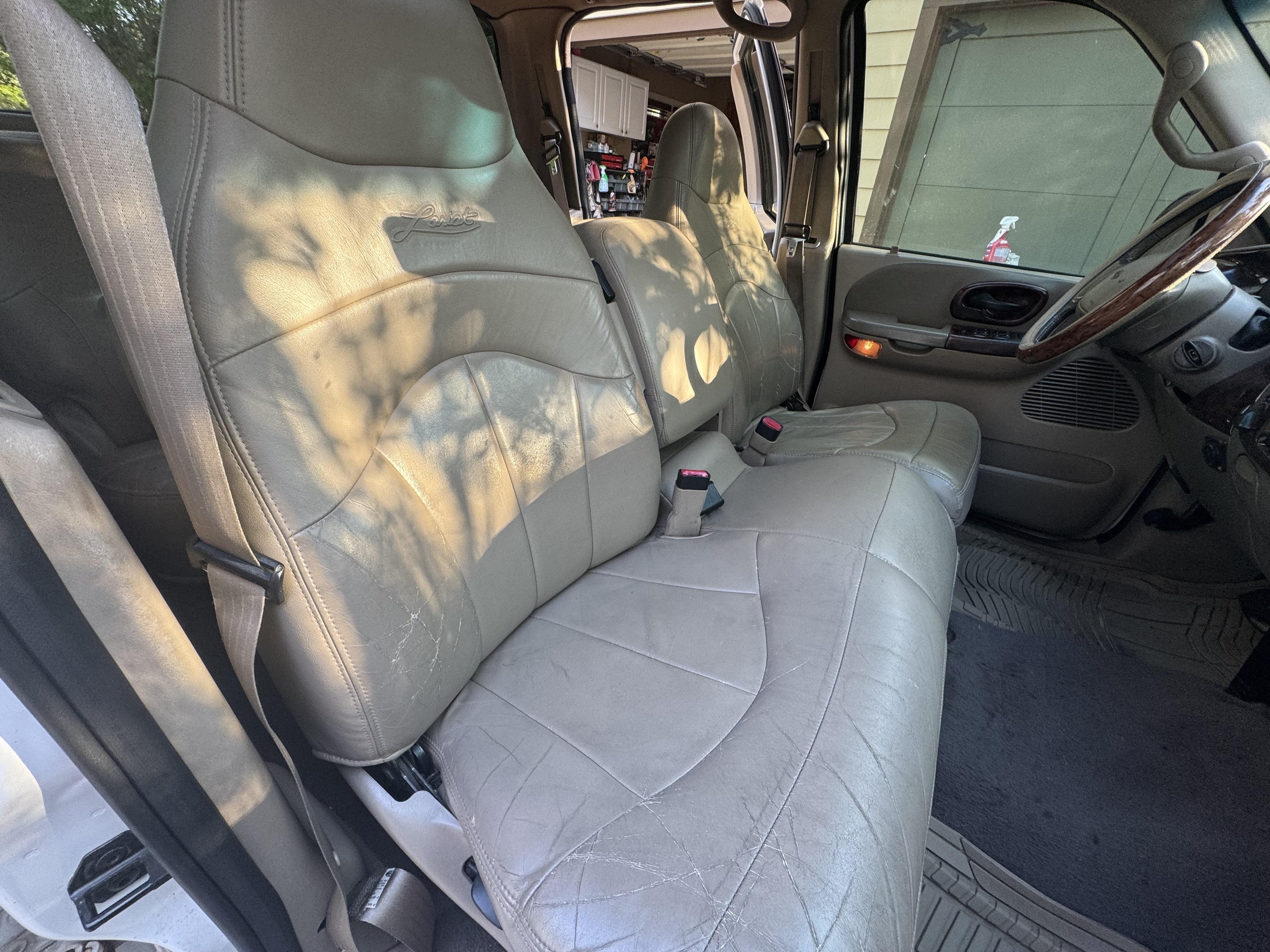 2001 Ford F150 Lariat