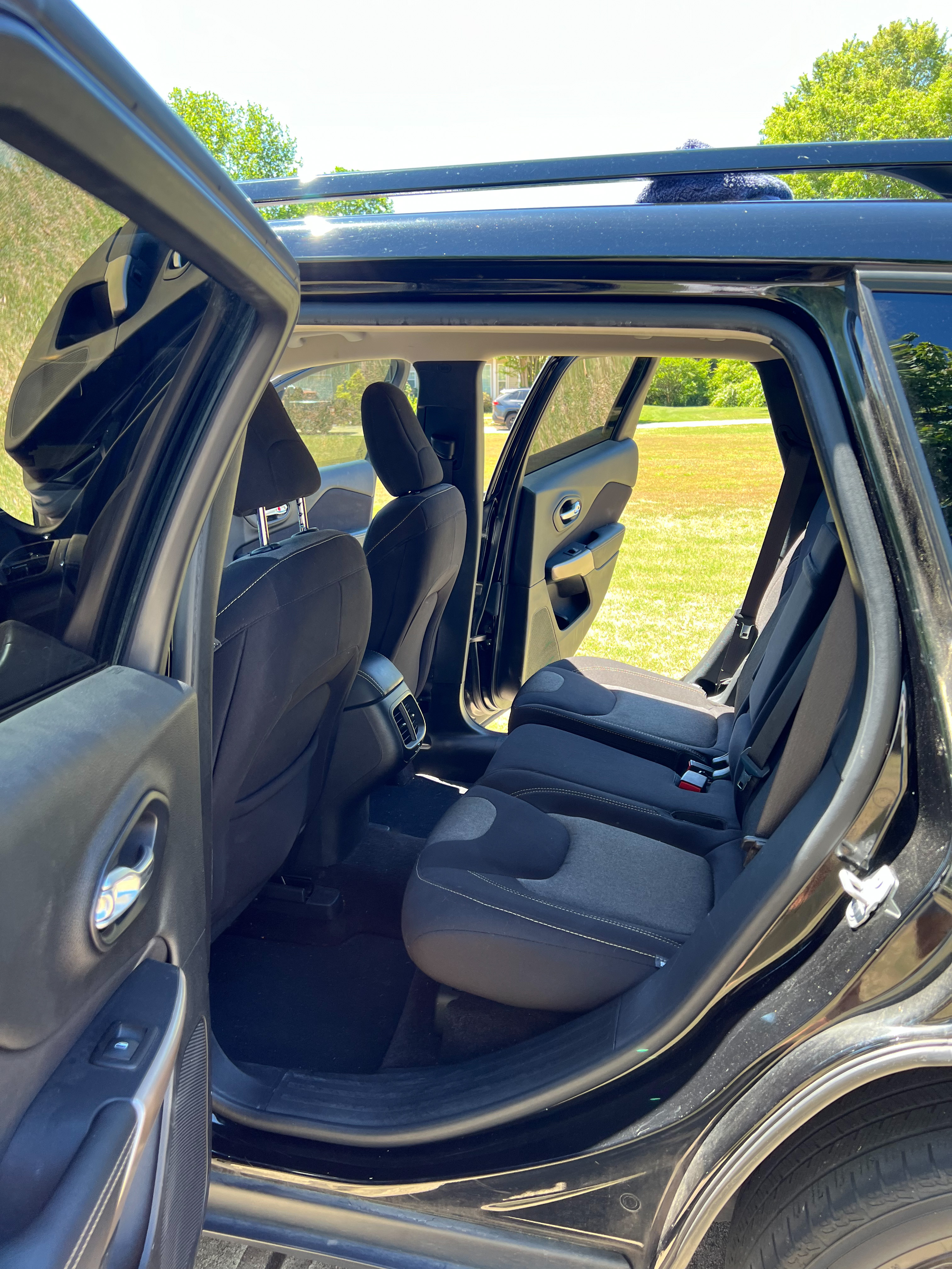 2017 Jeep Cherokee Sport