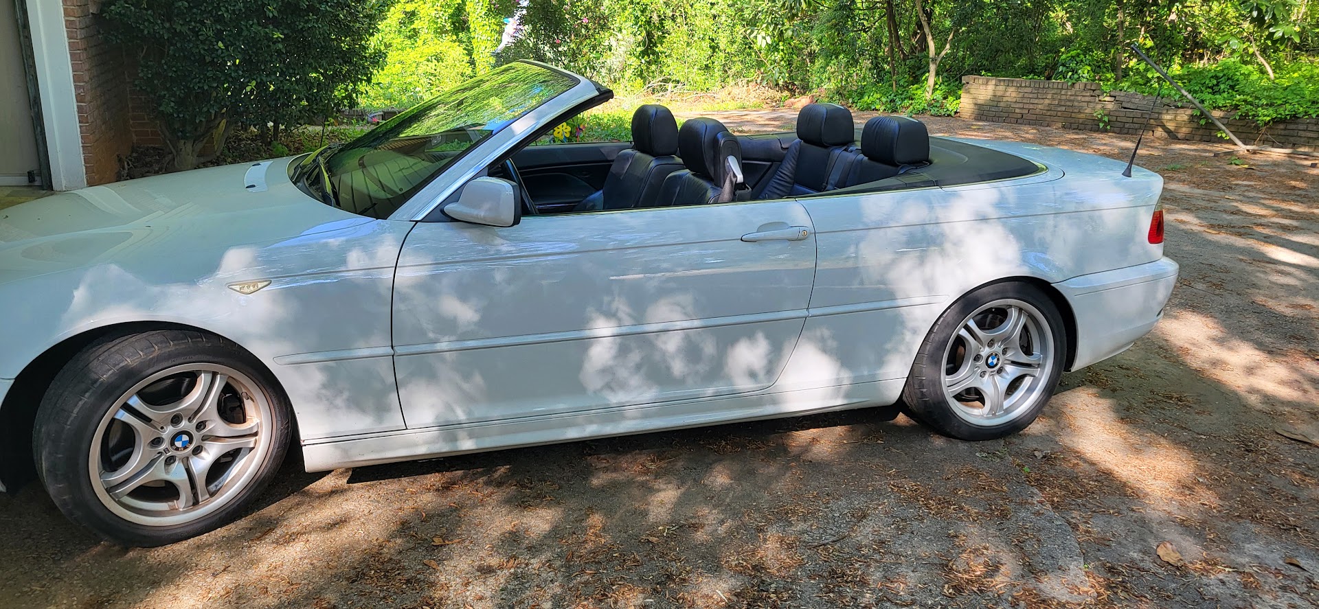 2005 BMW 330Ci 330Ci Convertible 2D