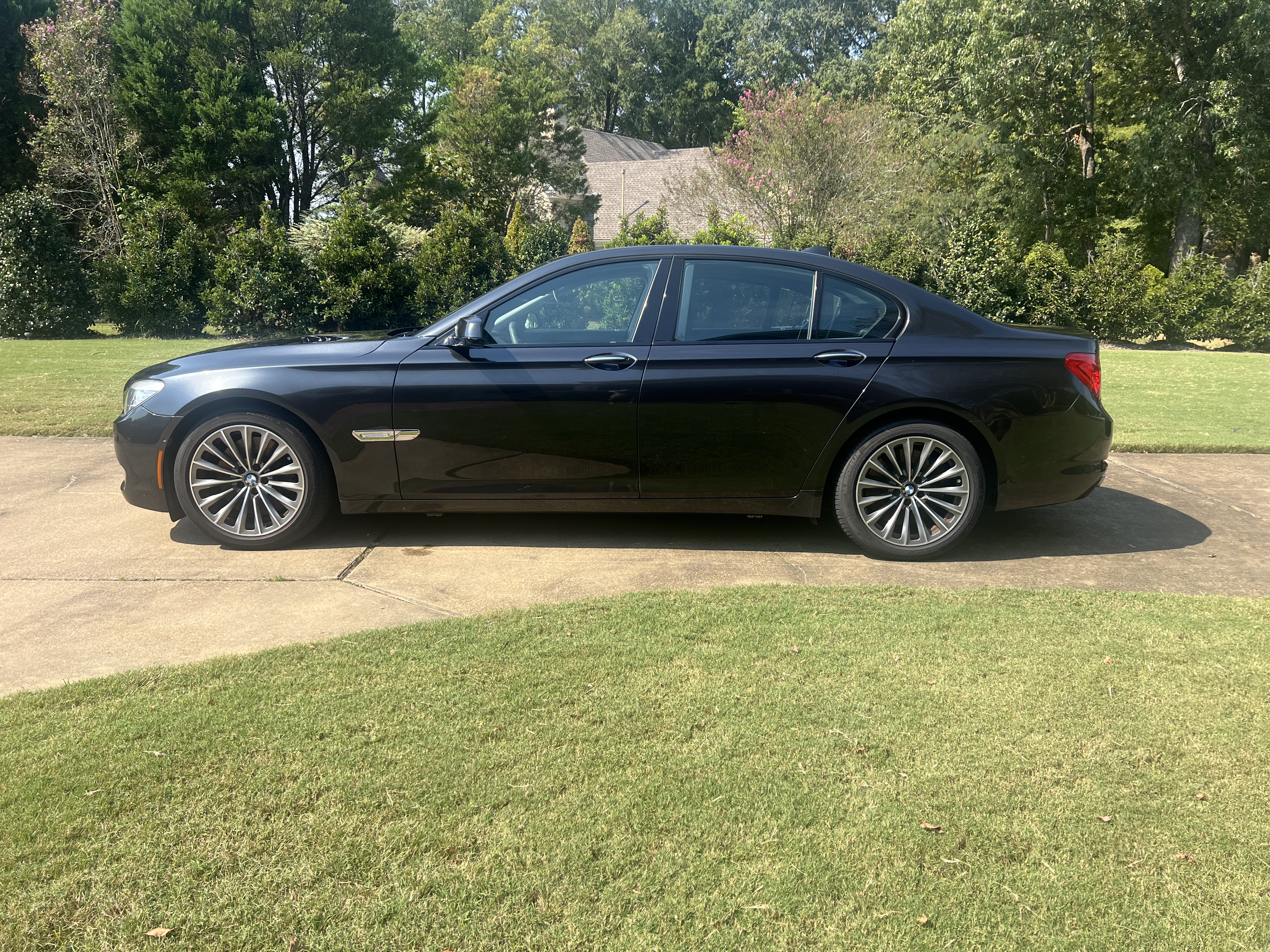 Used 2009 BMW 750i for Sale Near Me - Autotrader, image size:4032x3024