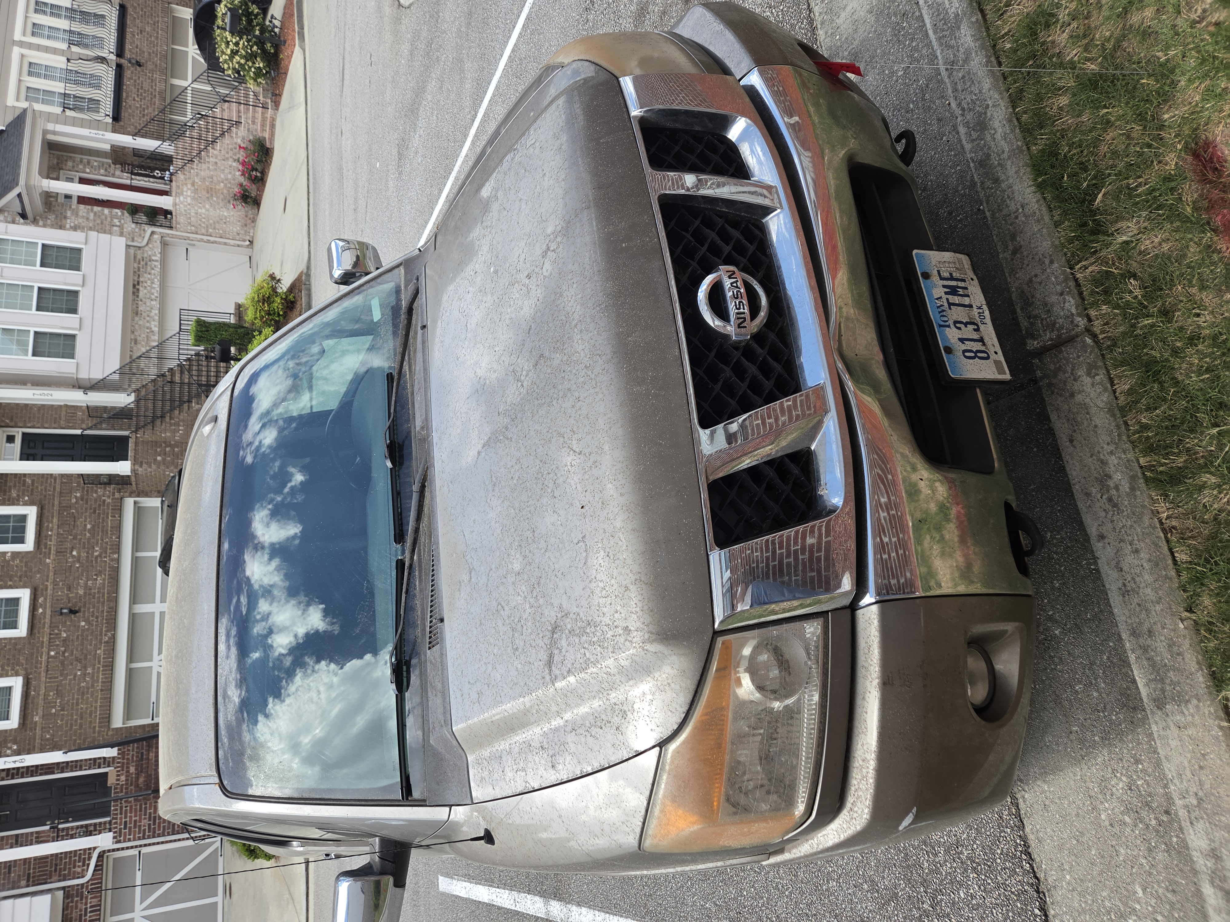 2008 Nissan Titan LE